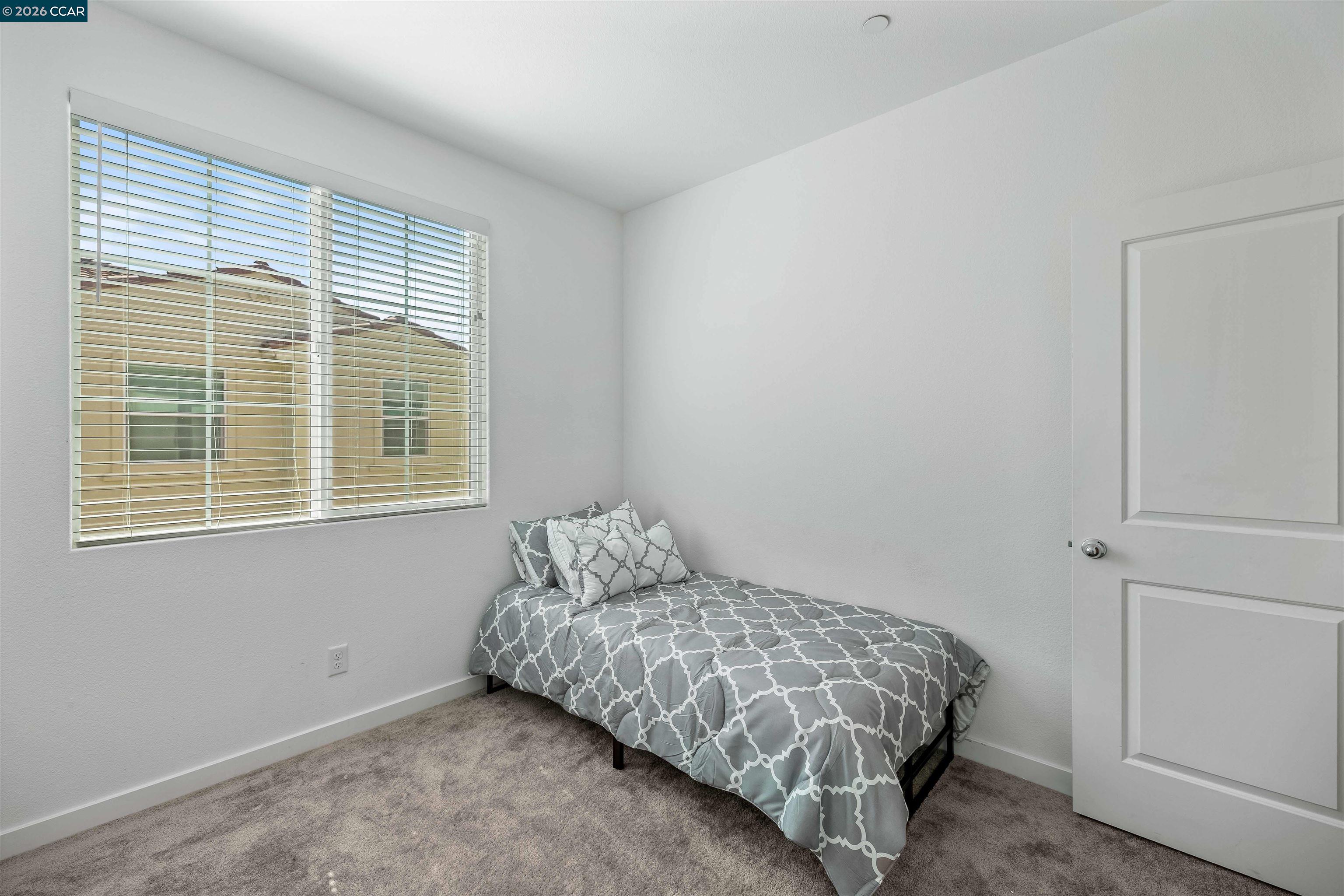 5301 E Commerce Way # 58104, Sacramento CA 95835 — photo 35