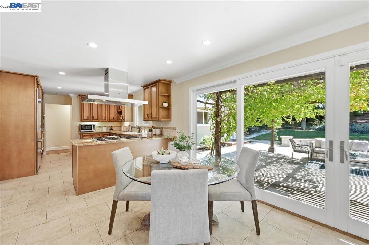 280 Bolla Ave, Alamo CA 94507 — photo 11