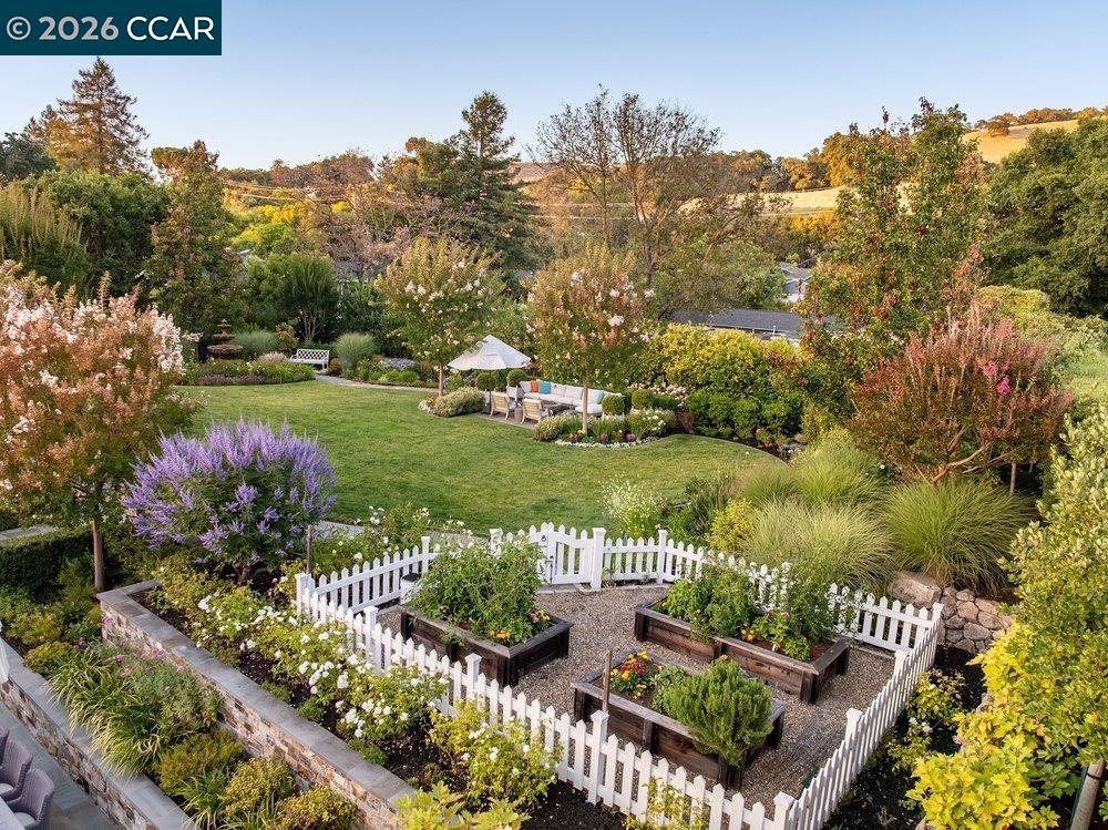 694 Los Palos Dr, Lafayette CA 94549 — photo 47