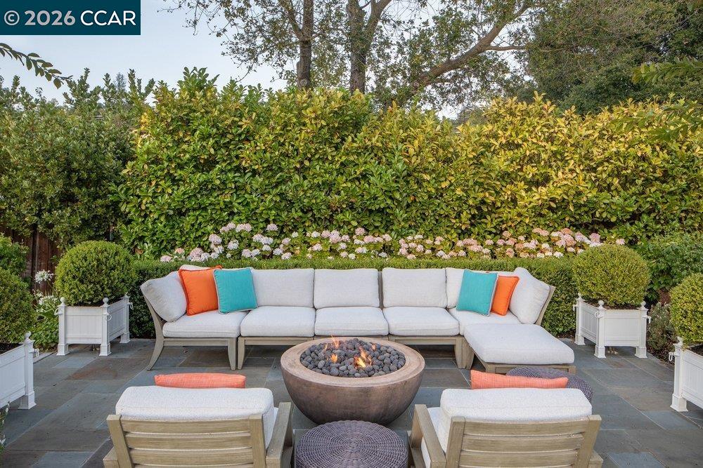 694 Los Palos Dr, Lafayette CA 94549 — photo 50