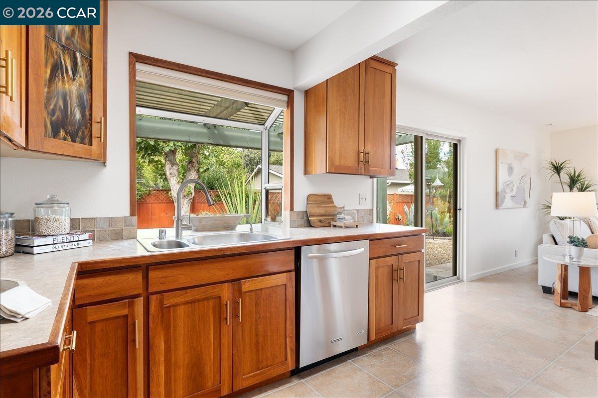 31 Rogers CT, Pleasant Hill CA 94523 — photo 11