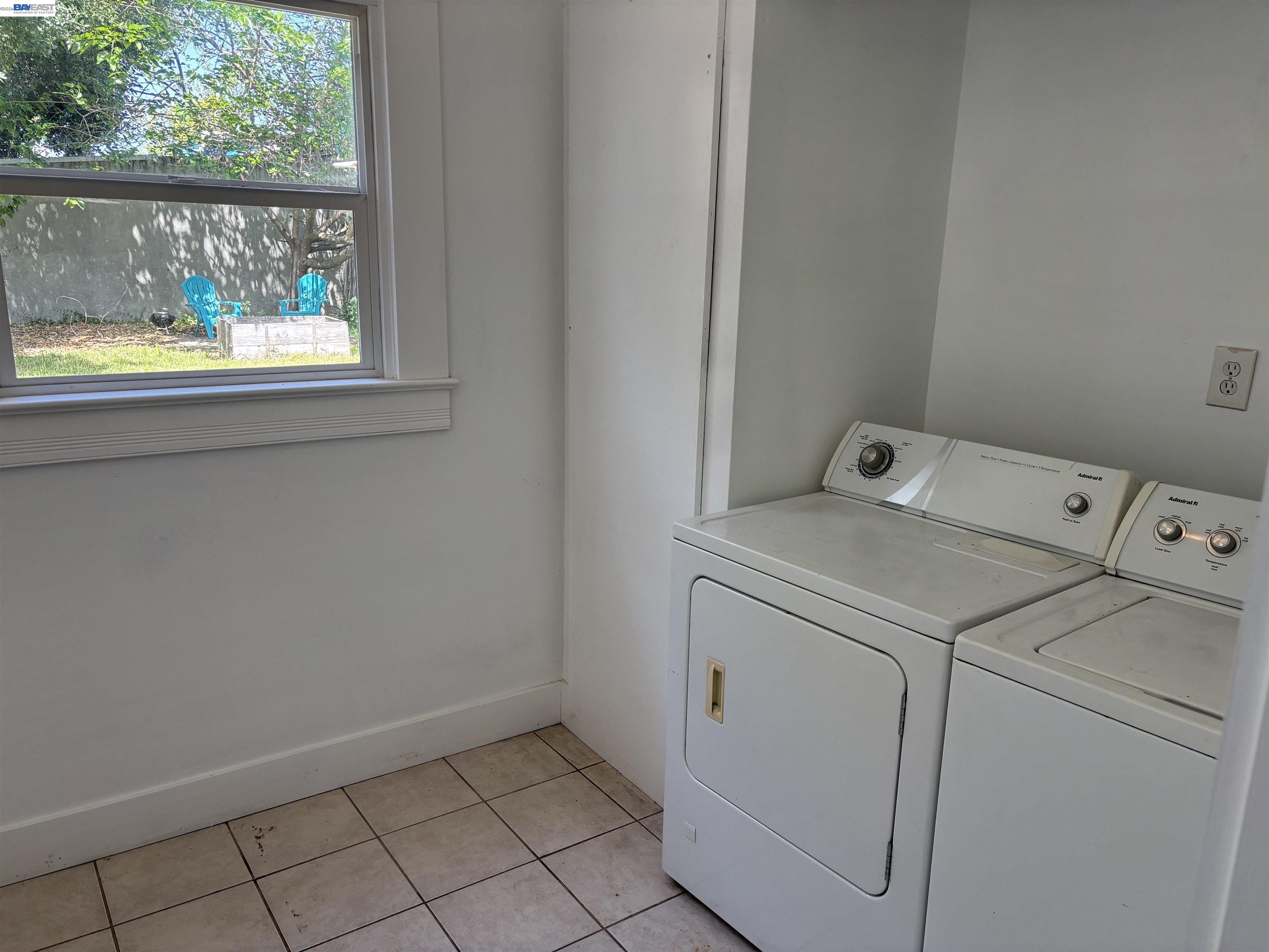 1221 Campbell, Oakland CA 94607 — photo 36