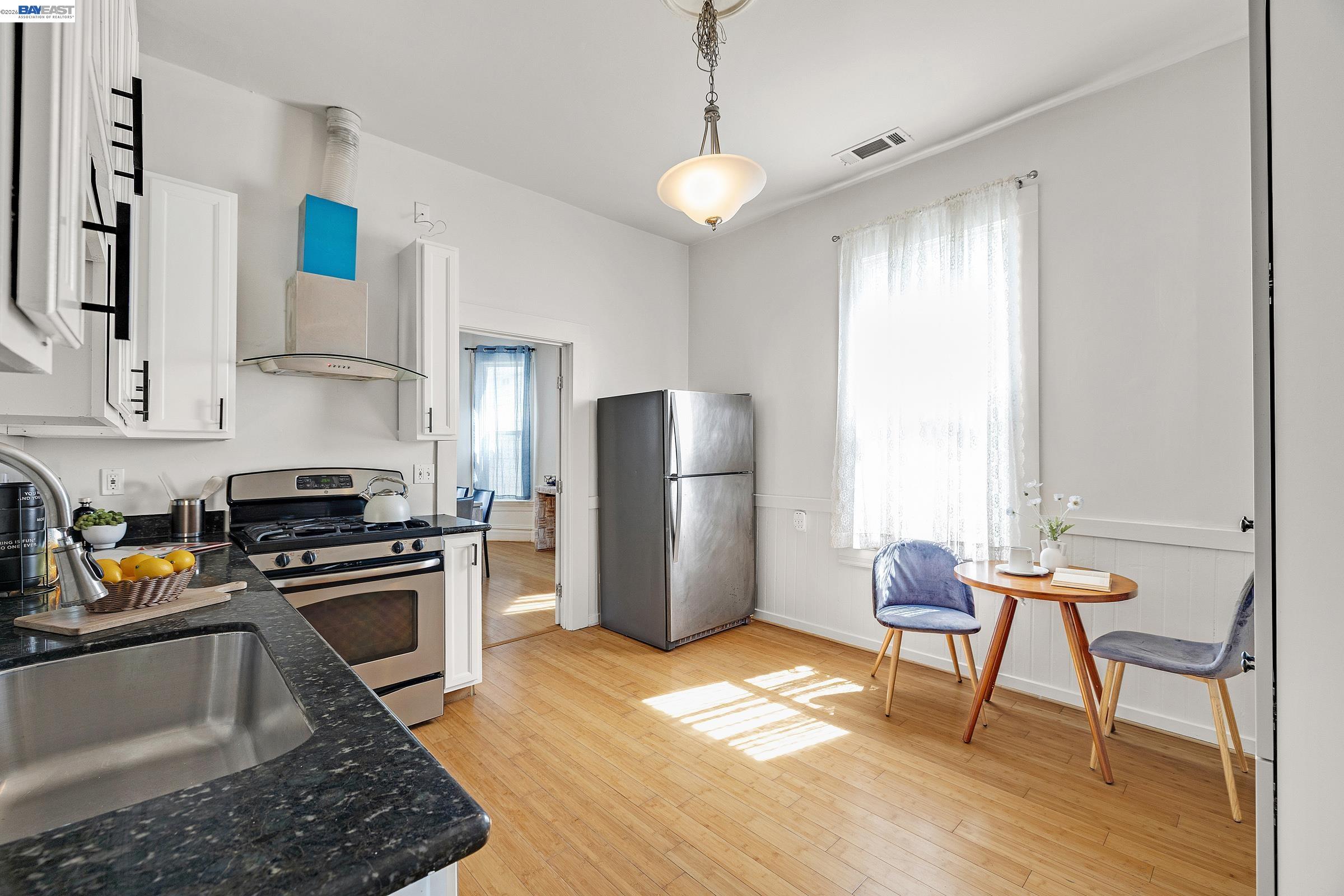 1221 Campbell, Oakland CA 94607 — photo 6