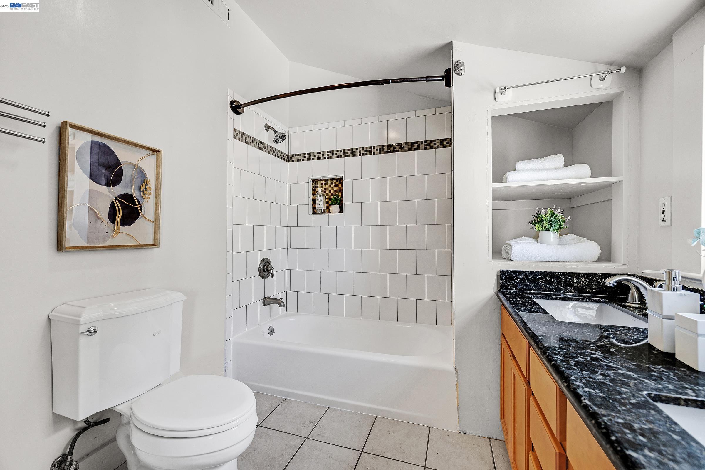 1221 Campbell, Oakland CA 94607 — photo 10