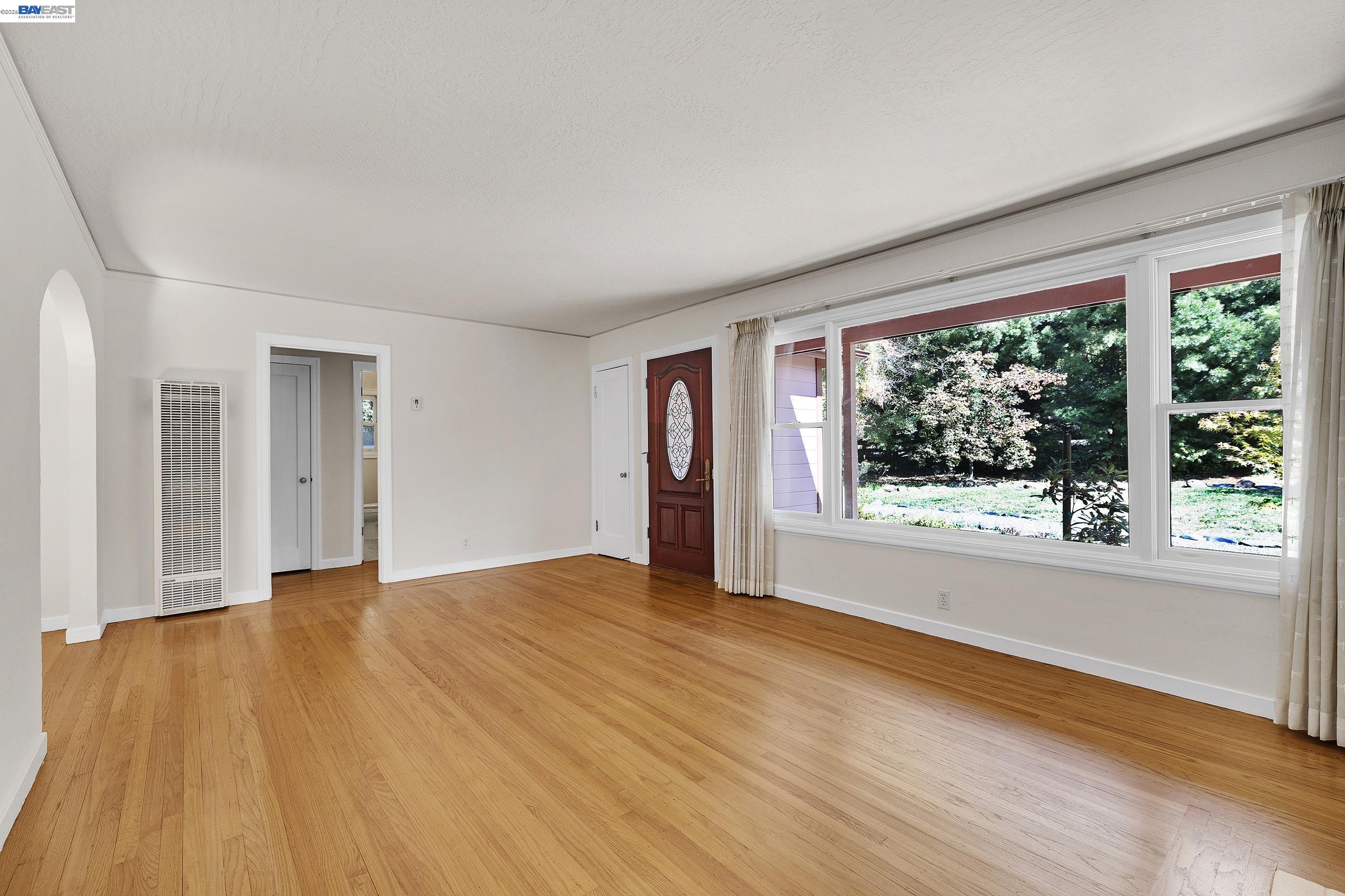 659 Peach St, Novato CA 94945 — photo 2