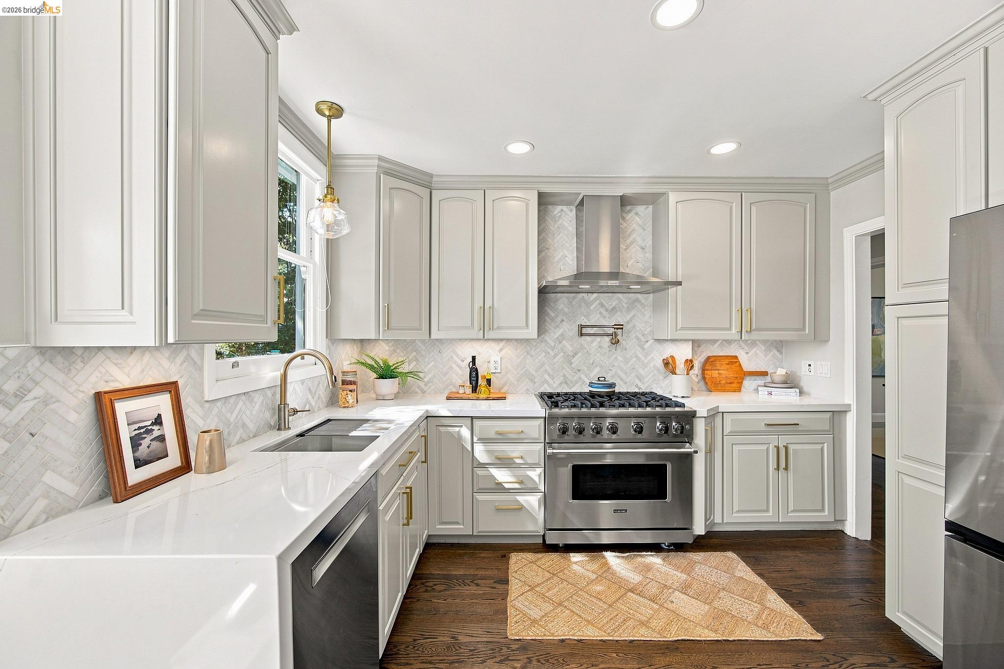 90 Oakmont Avenue, Piedmont CA 94610 — photo 14