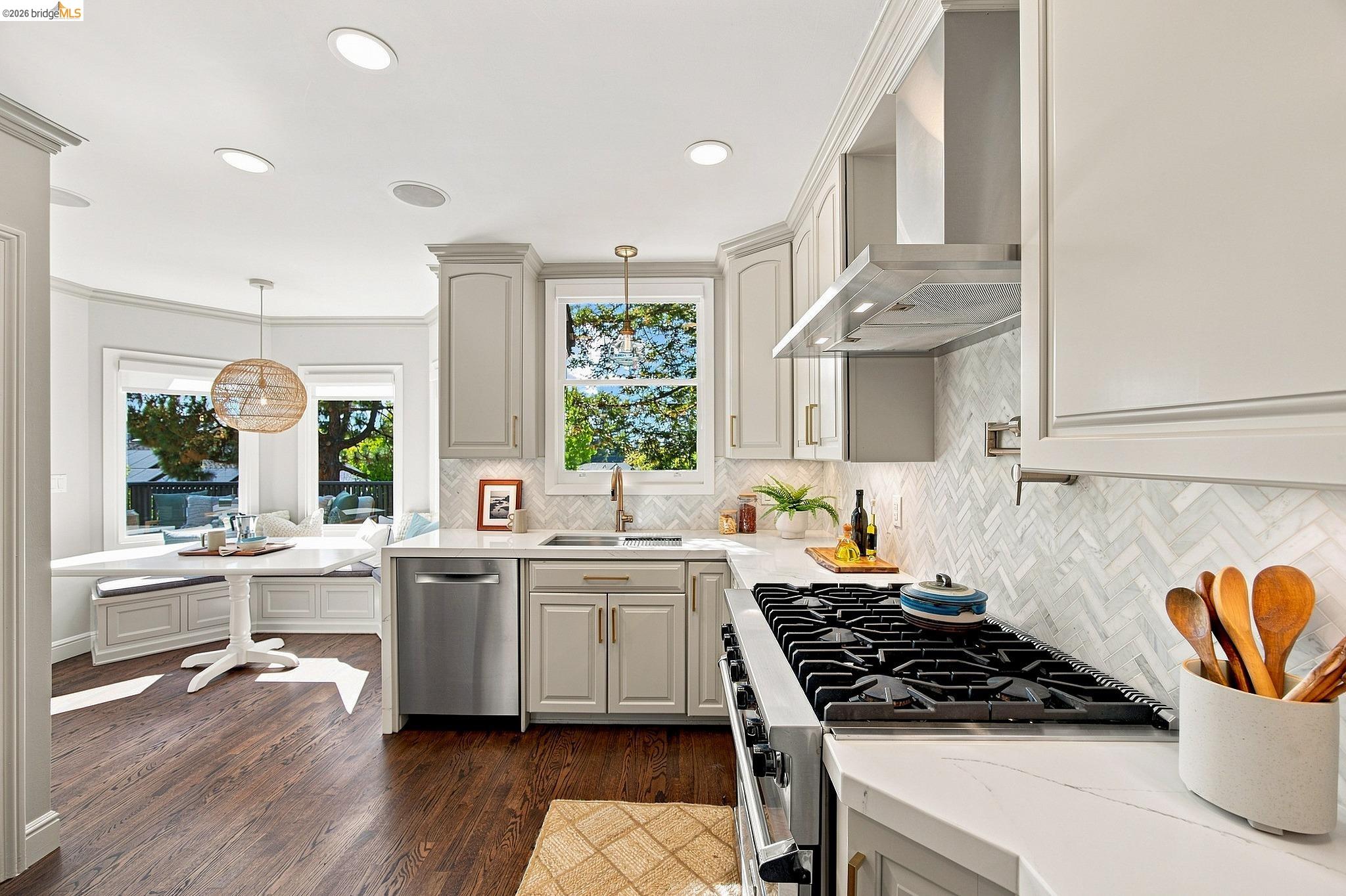 90 Oakmont Avenue, Piedmont CA 94610 — photo 16