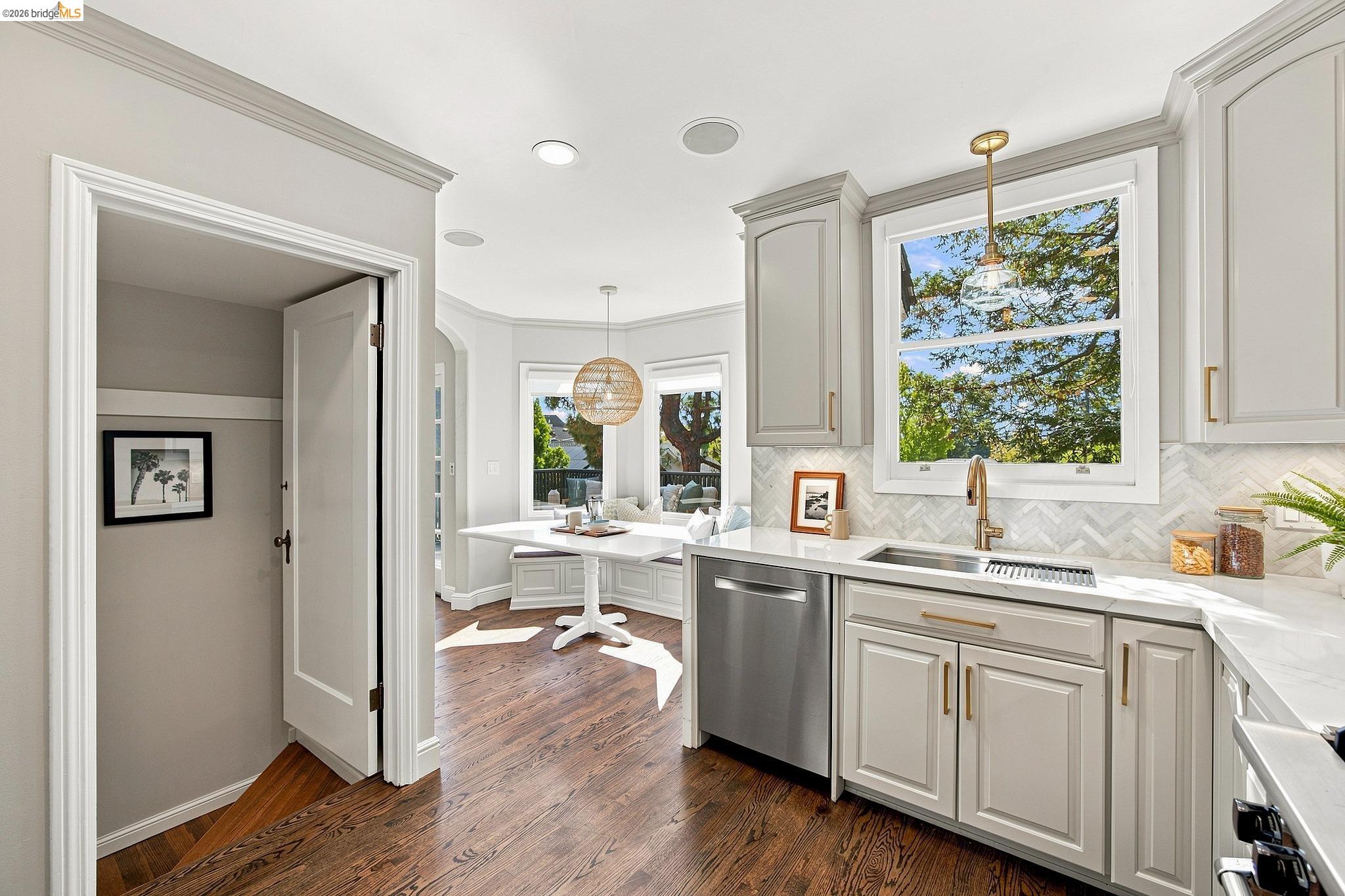 90 Oakmont Avenue, Piedmont CA 94610 — photo 17