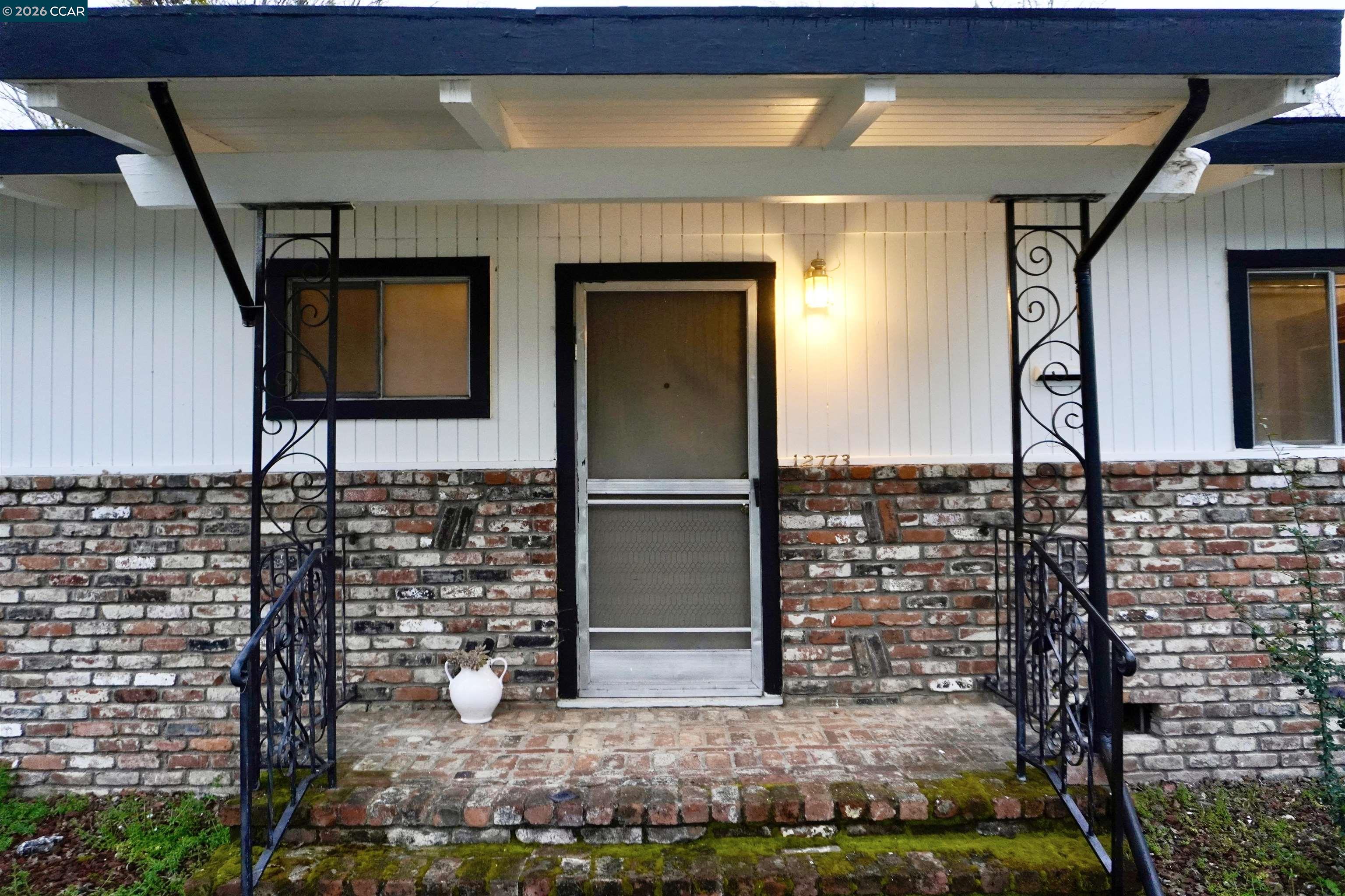 Front Image Thumbnail for CC41145327