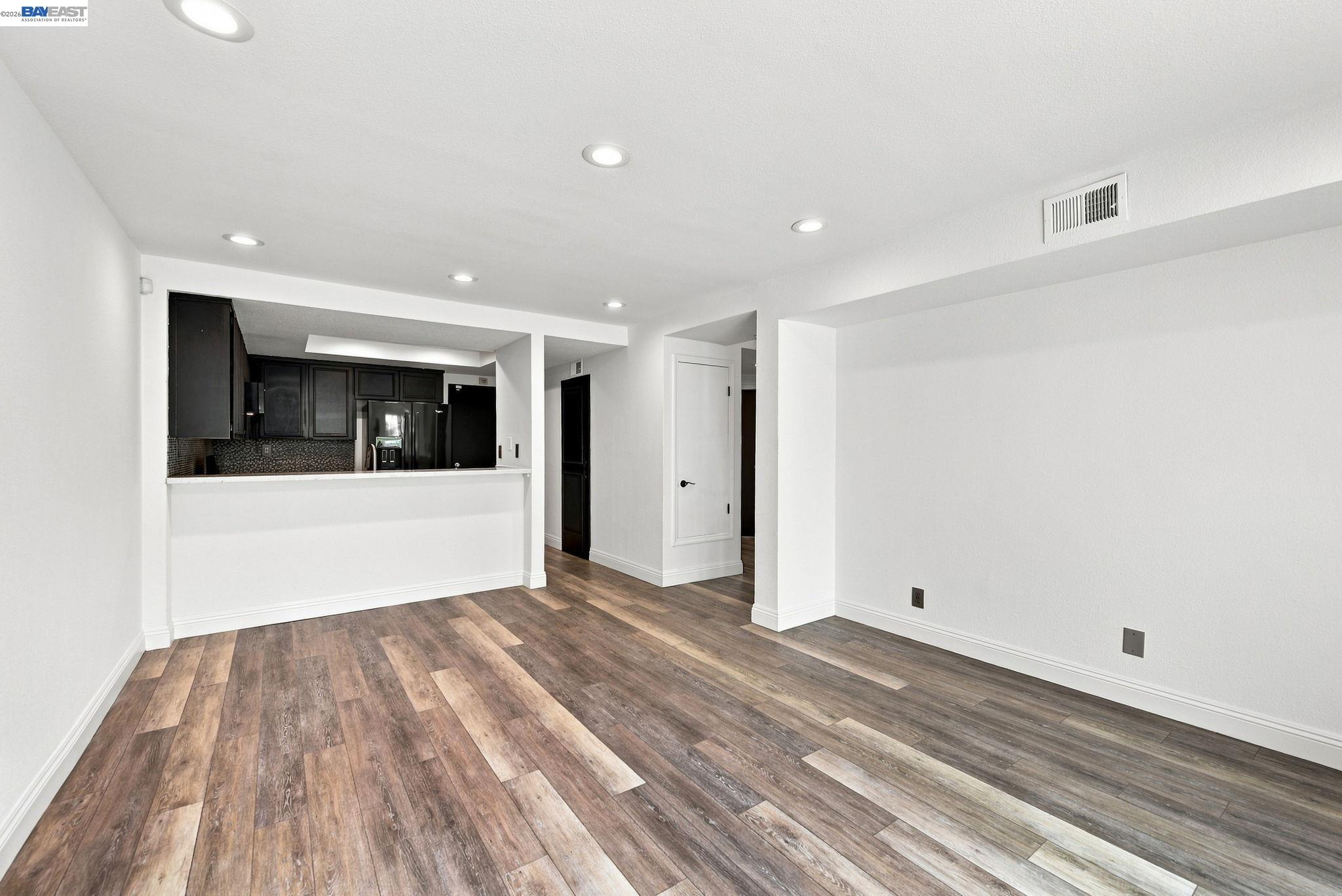2423 Blackpool Ln, San Leandro CA 94577 — photo 10