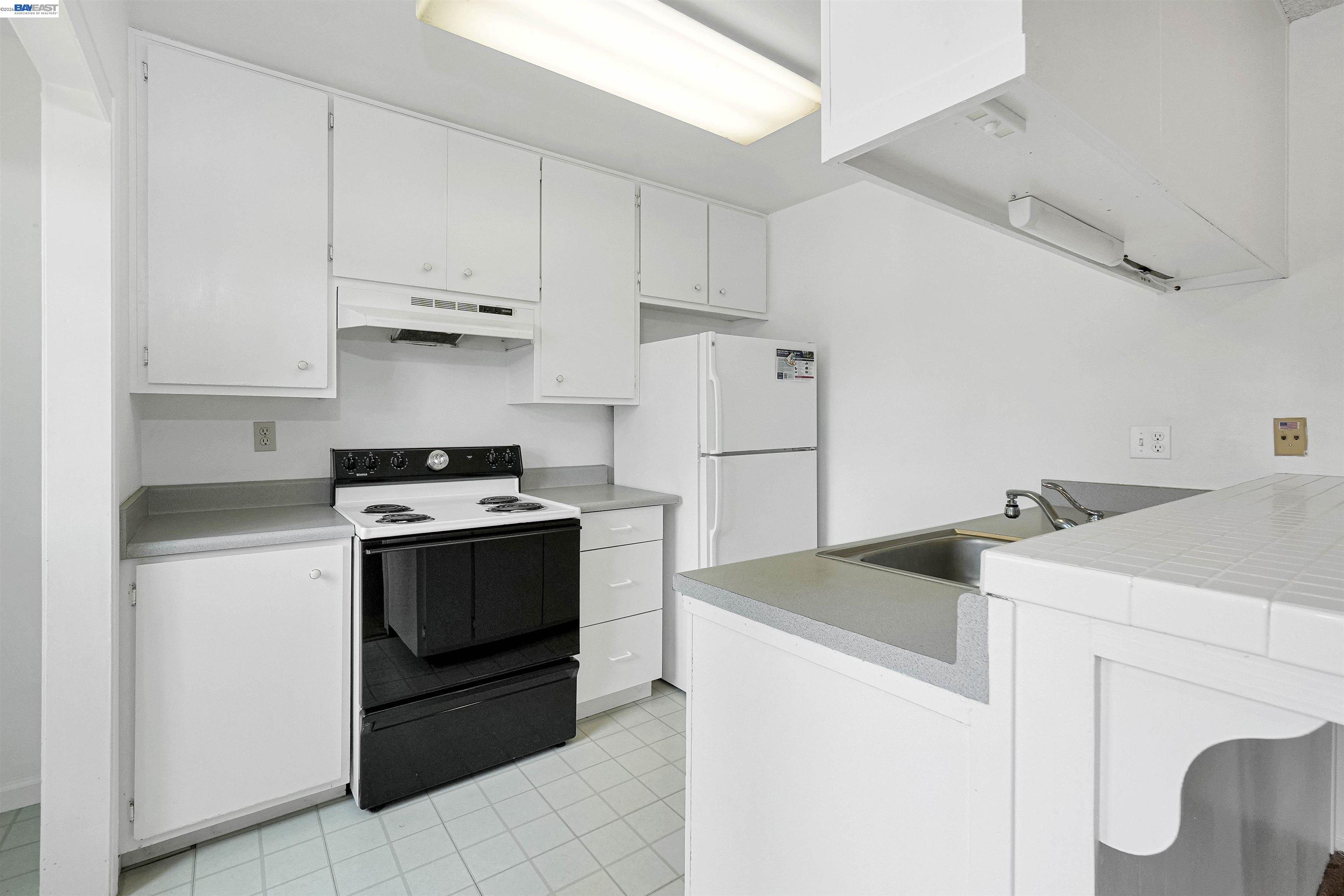 34812 Starling Dr # 1, Union City CA 94587 — photo 8