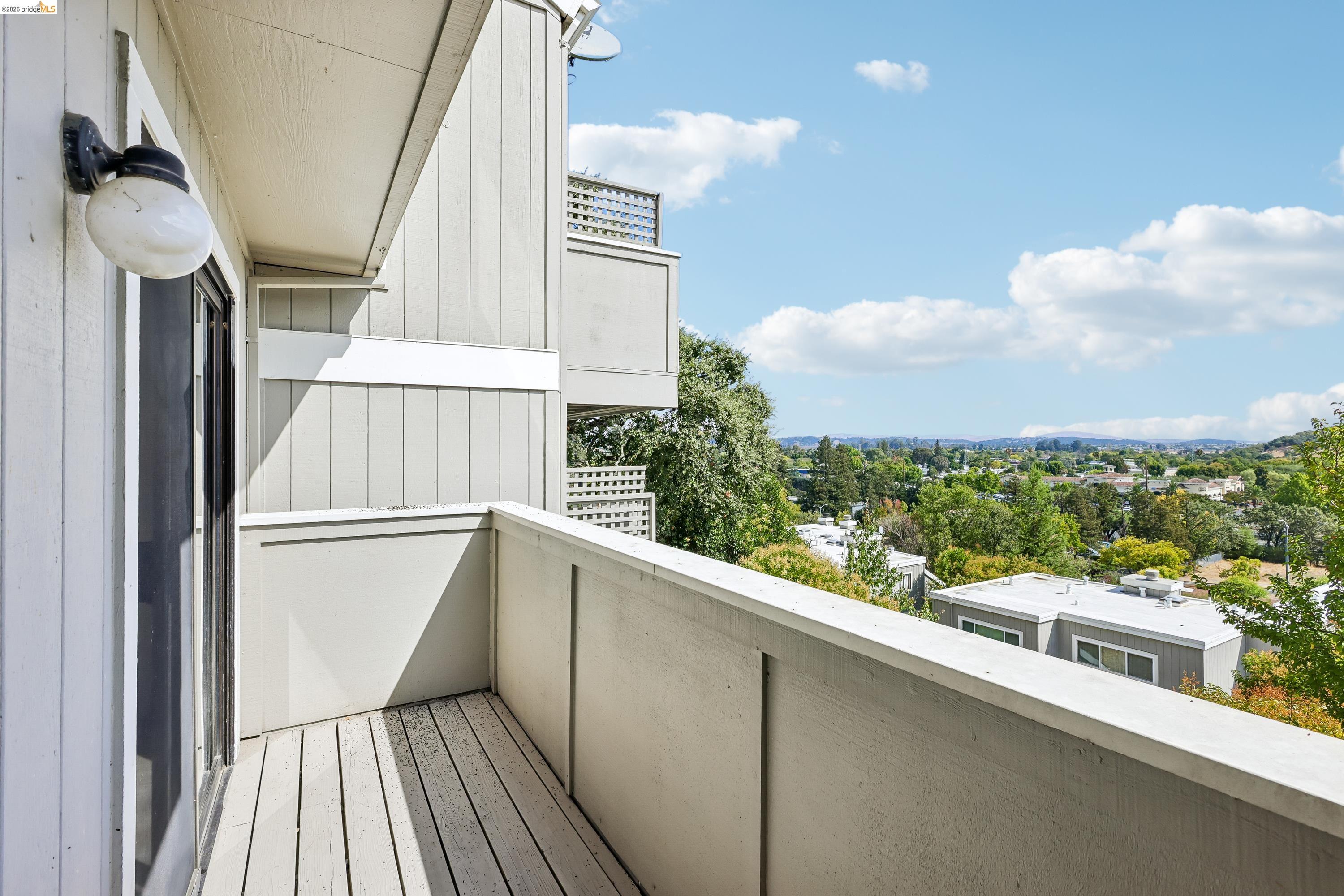 12 Madrid Ct, Novato CA 94949 — photo 35