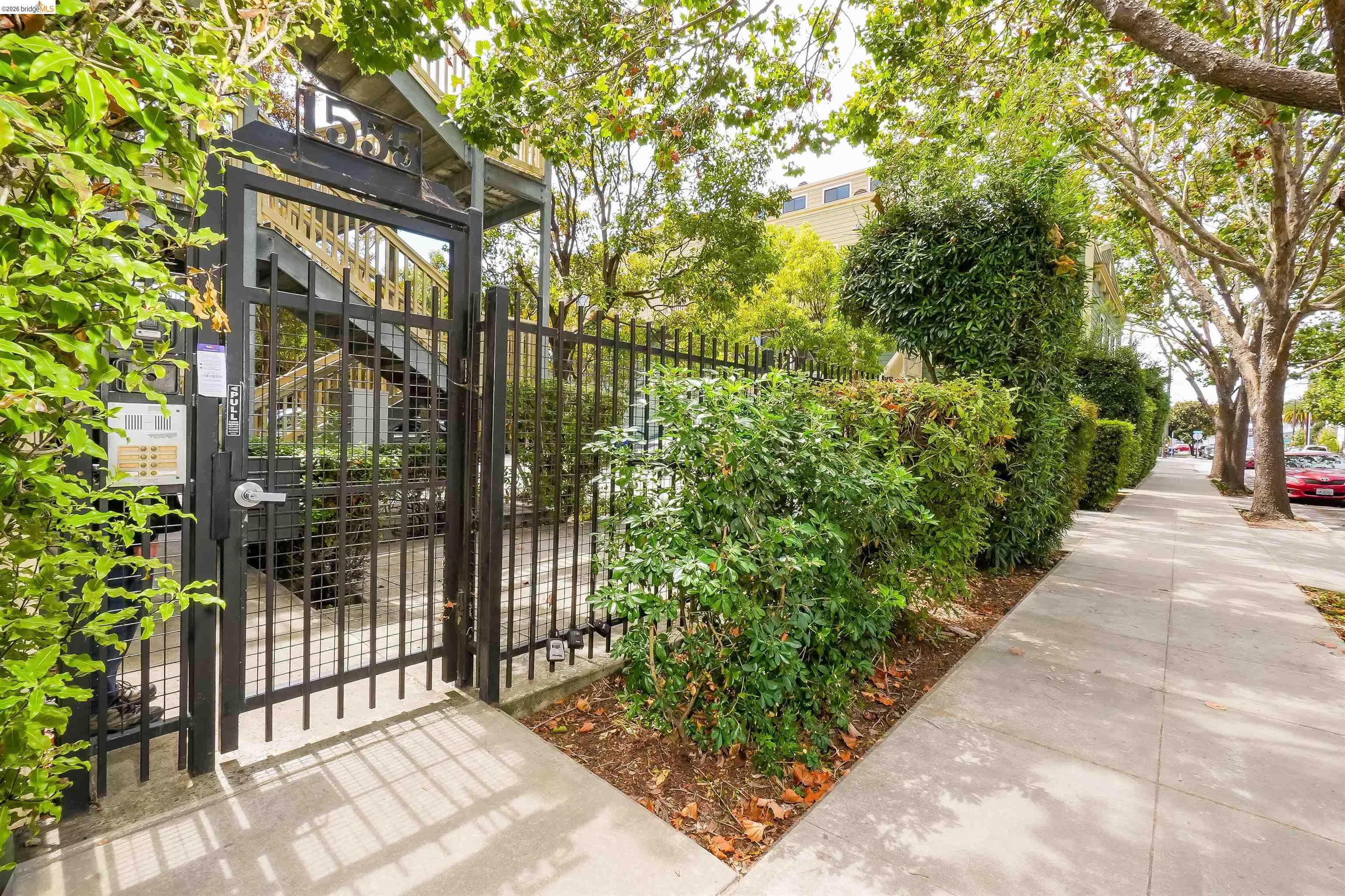 1555 32nd St # 4, Oakland CA 94608 — photo 50