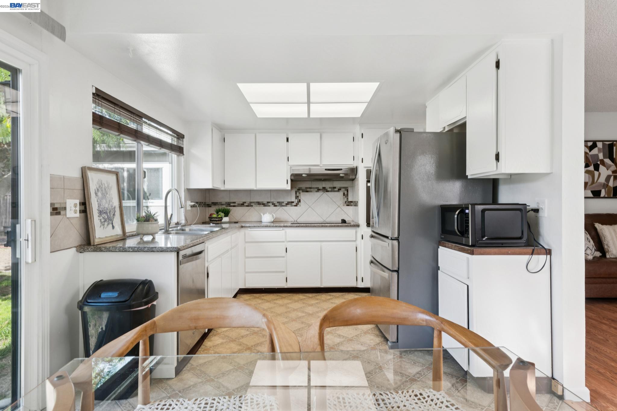 33136 Arizona, Union City CA 94587 — photo 20