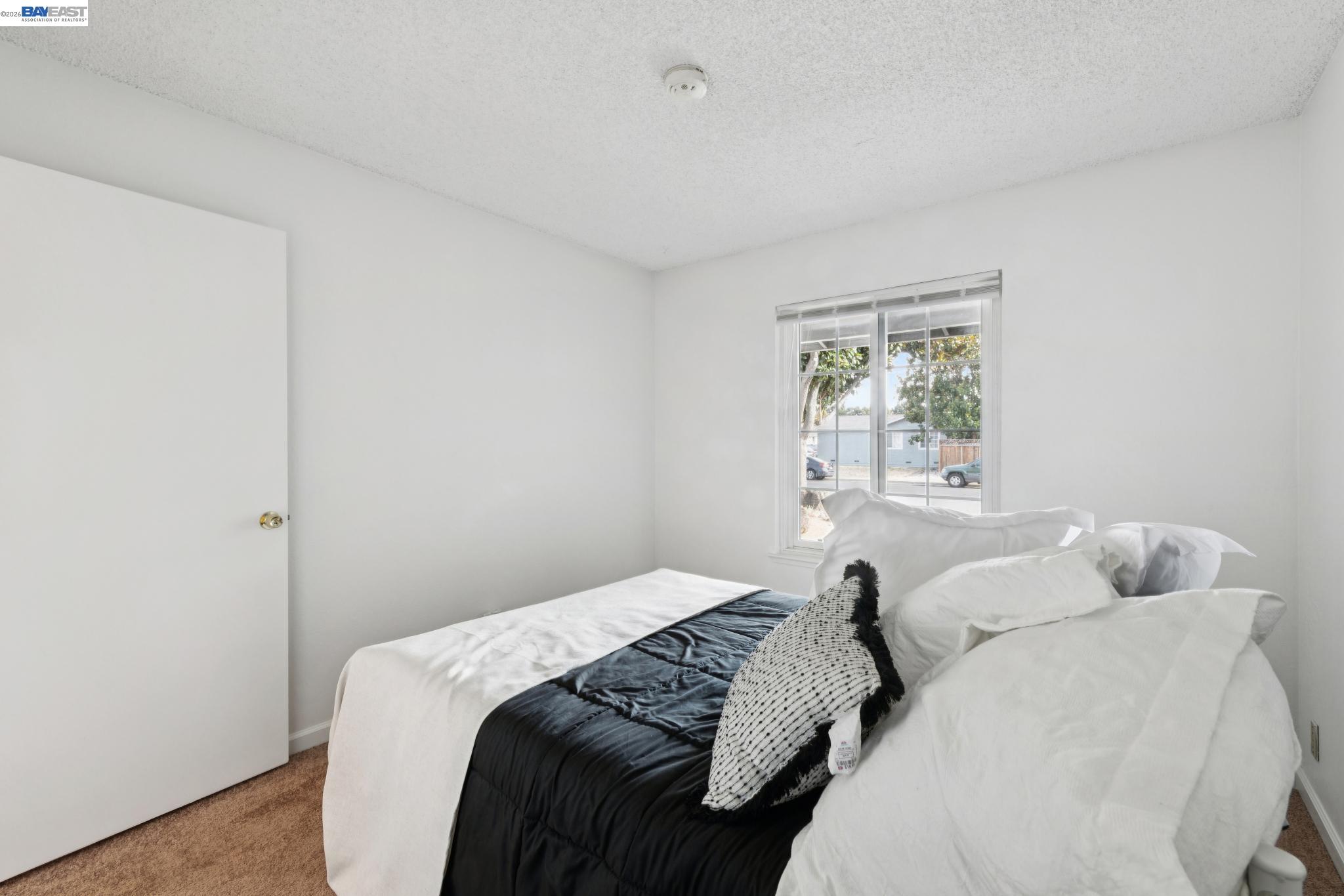 33136 Arizona, Union City CA 94587 — photo 37