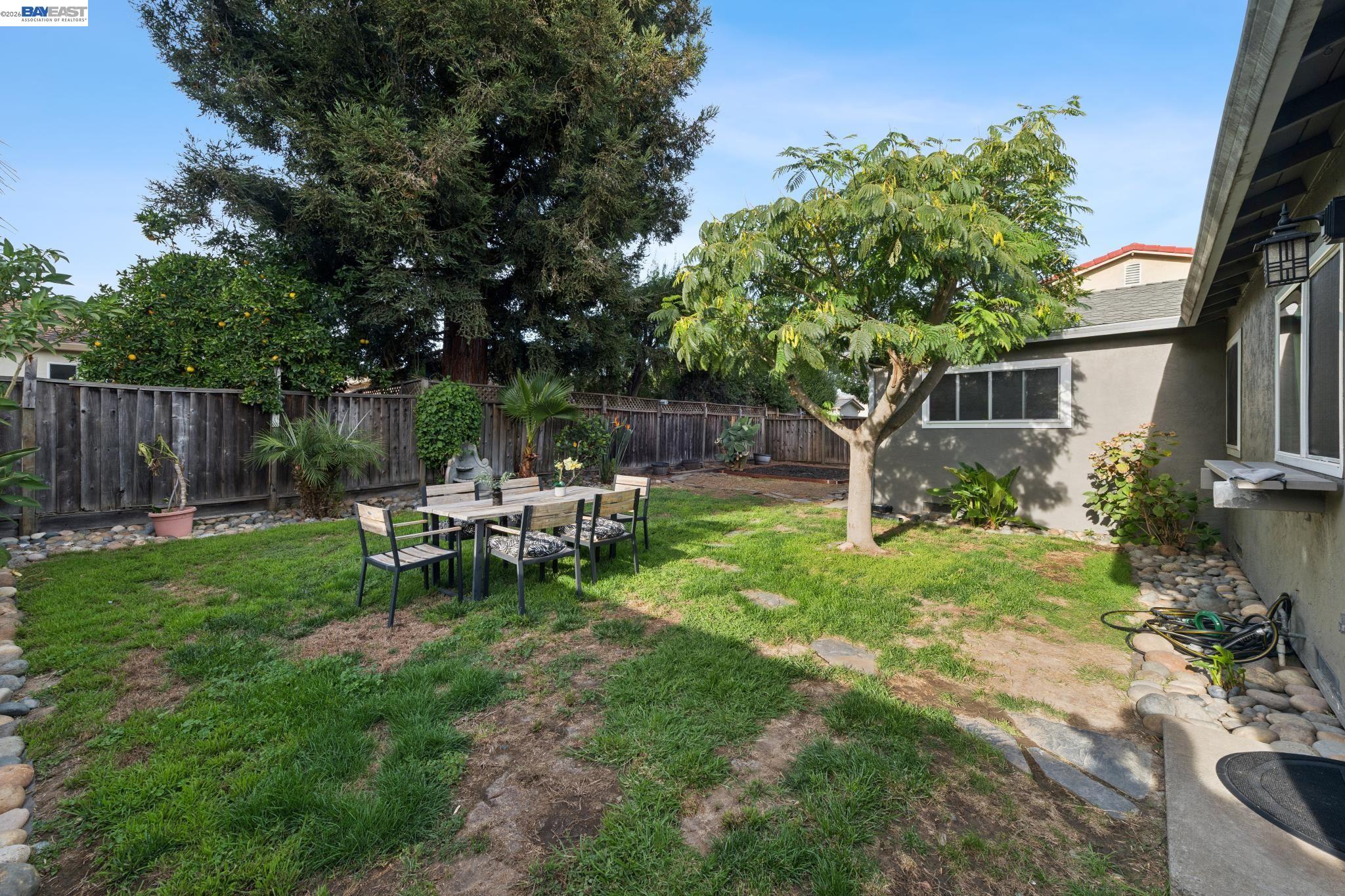 33136 Arizona, Union City CA 94587 — photo 57