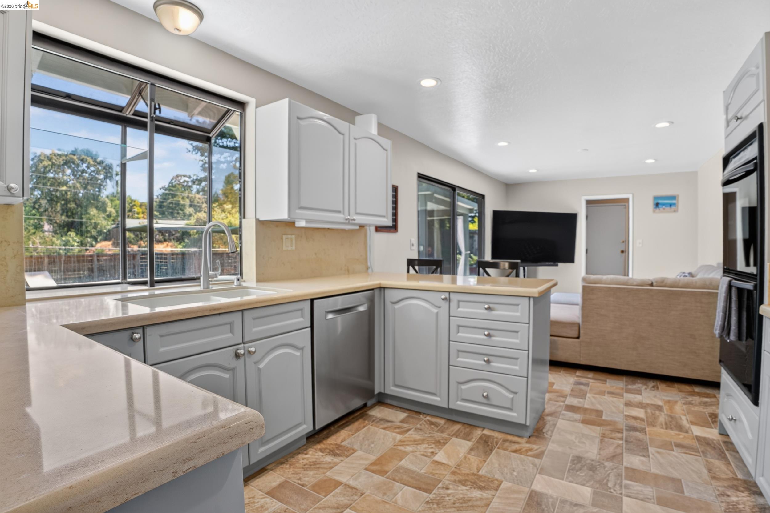 2936 Madeira Way, Pleasant Hill CA 94523 — photo 9