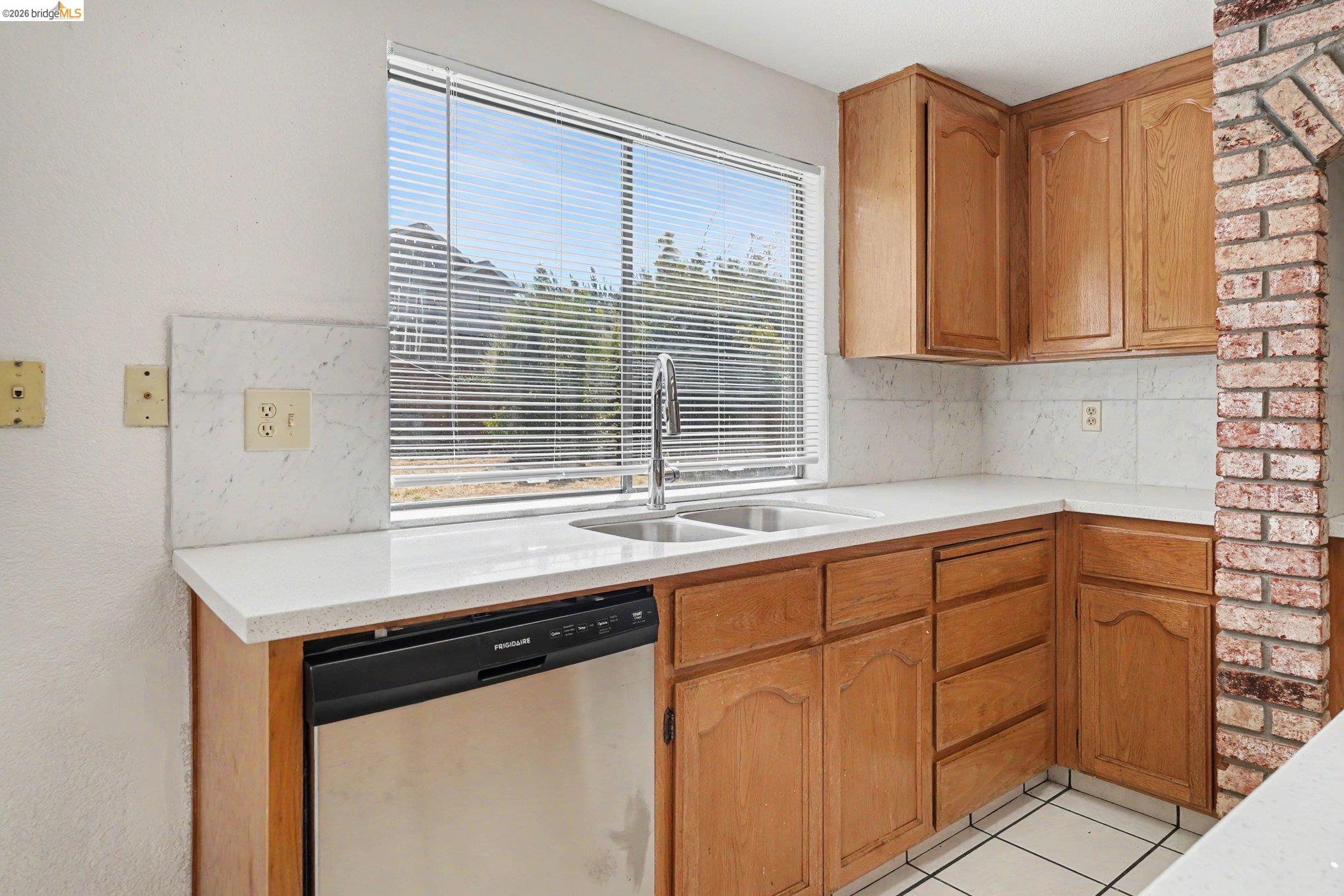 4537 Montara Dr, Antioch CA 94531 — photo 10