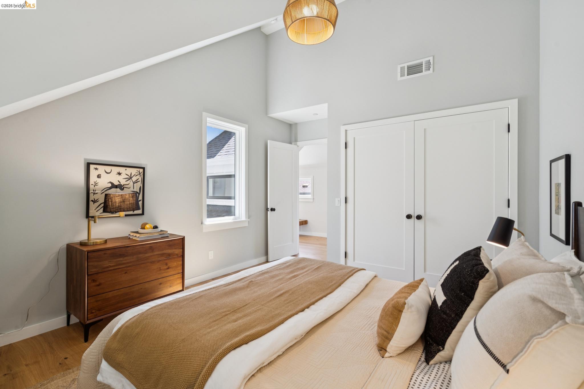 915 Grosvenor Place, Oakland CA 94610 — photo 34