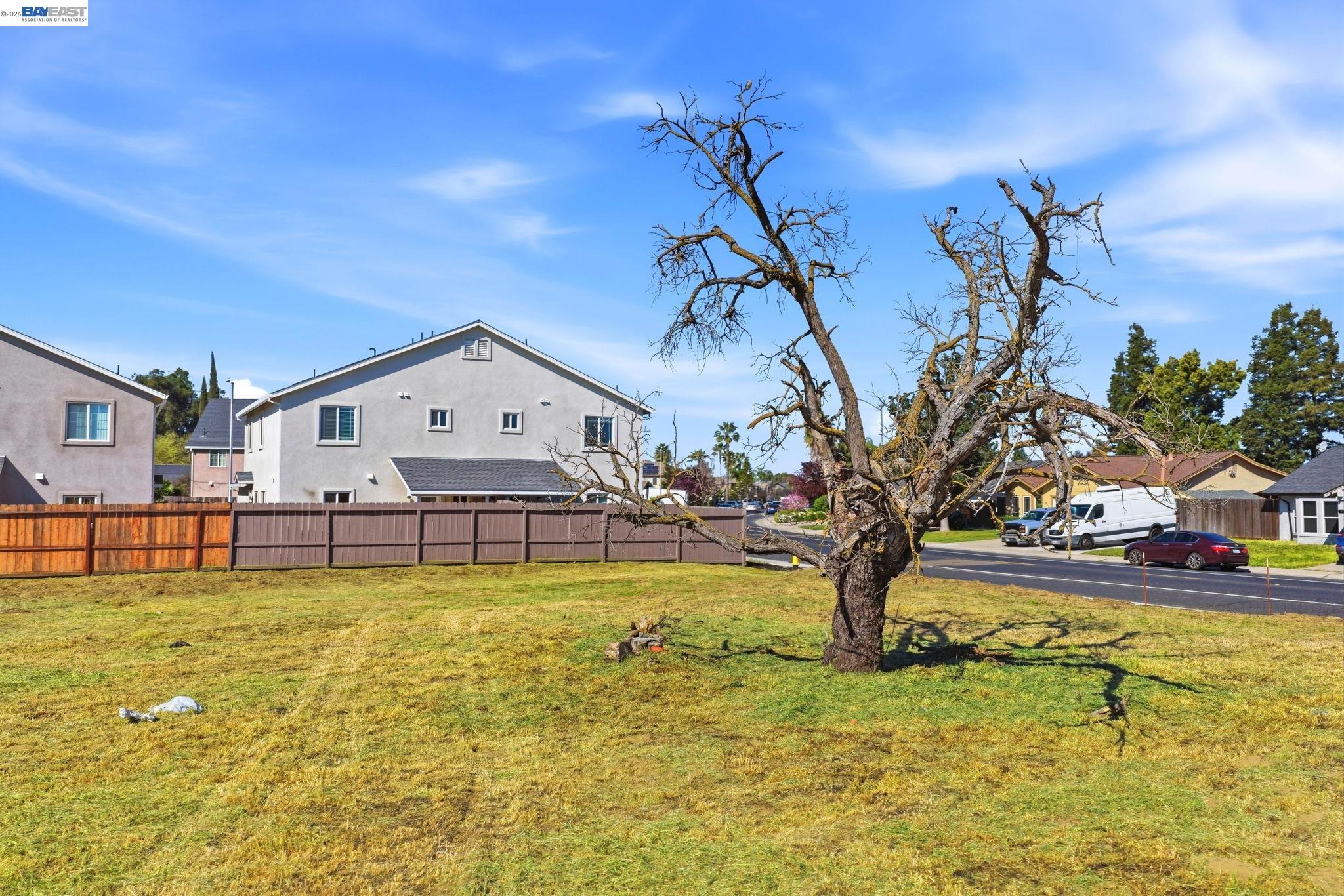 445 N Walnut Ave, Manteca CA 95336 — photo 21