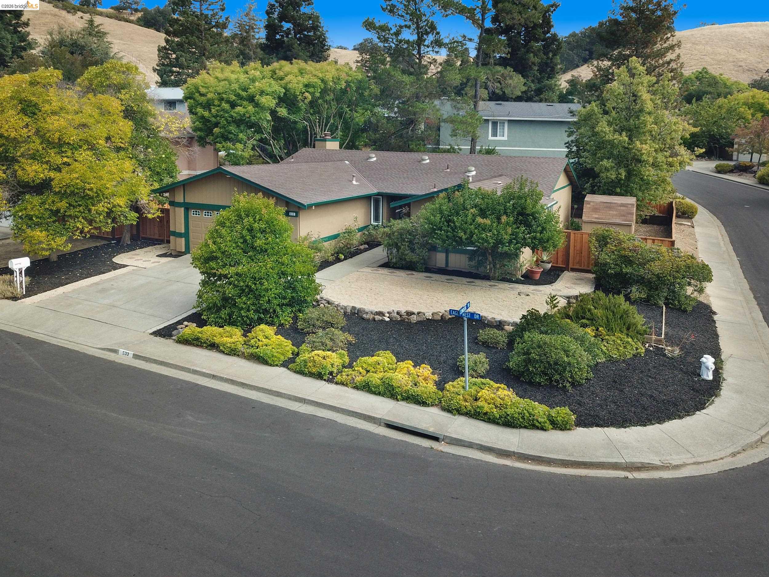 533 Eagle Nest Dr, Martinez CA 94553