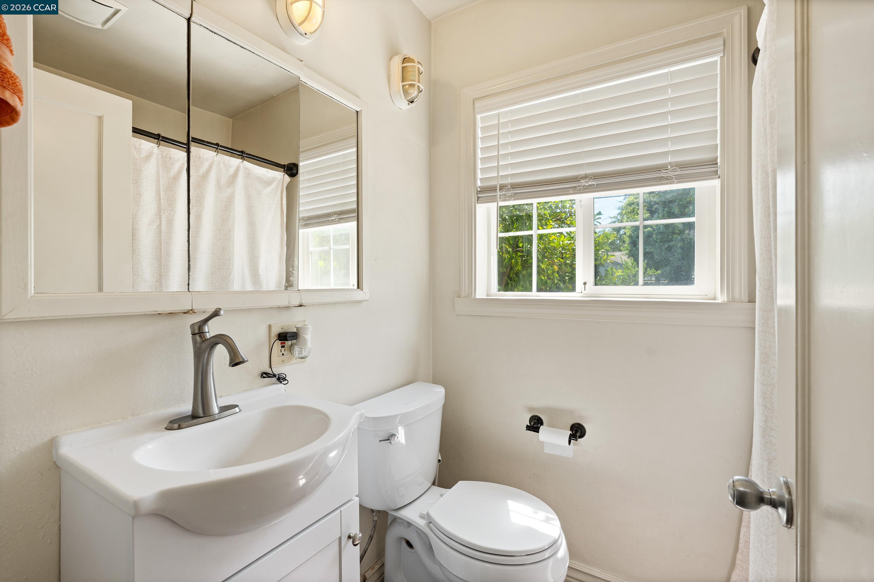 606 W Turner Rd, Lodi, CA 95240 photo 24