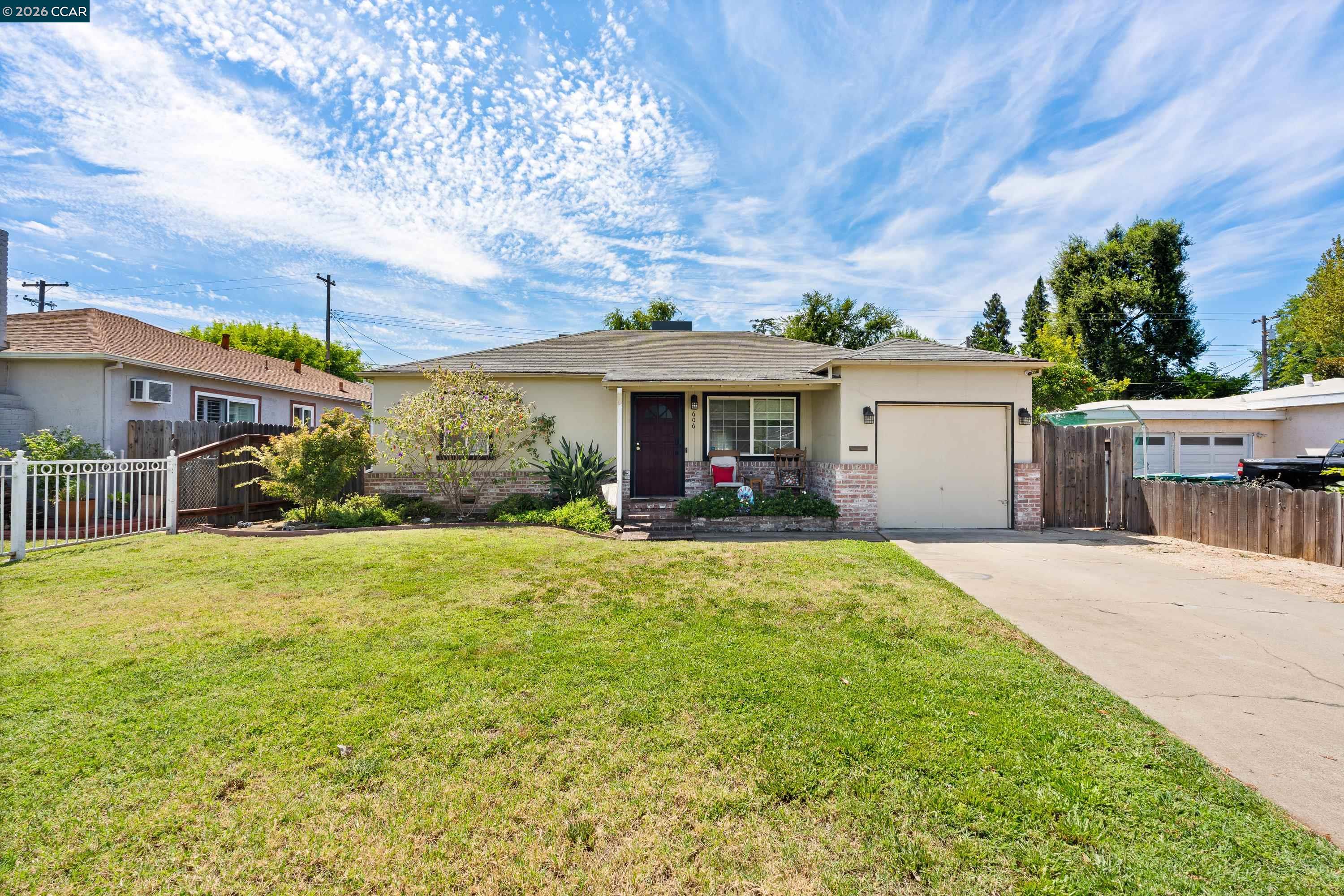 606 W Turner Rd, Lodi, CA 95240 photo 10