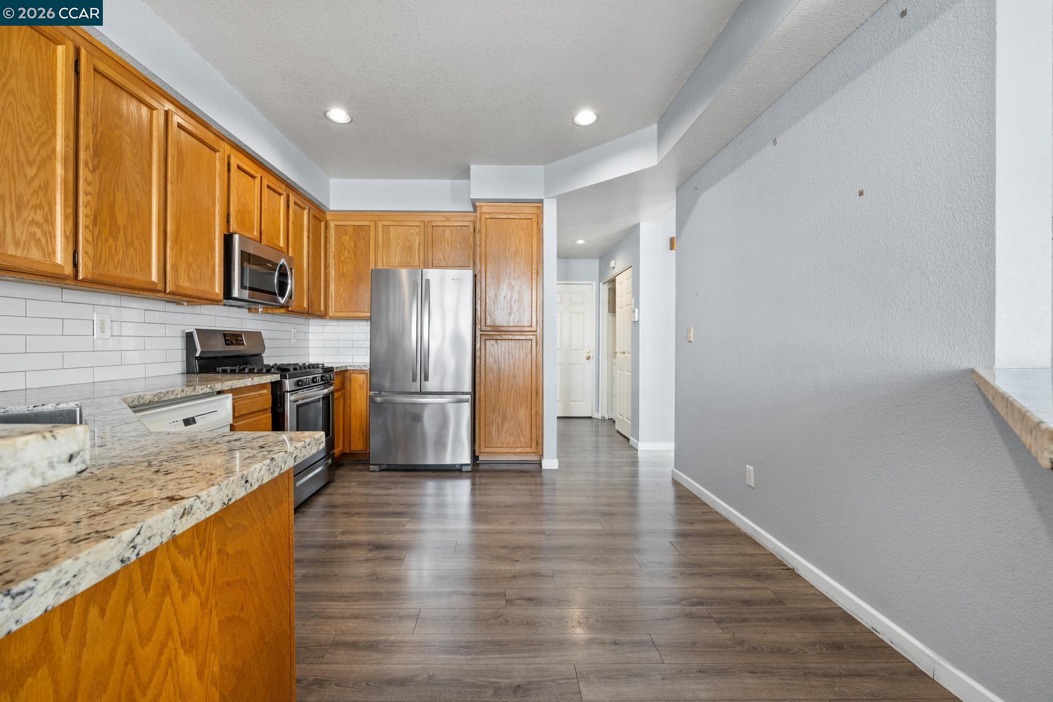 407 N Wildwood, Hercules CA 94547 — photo 16