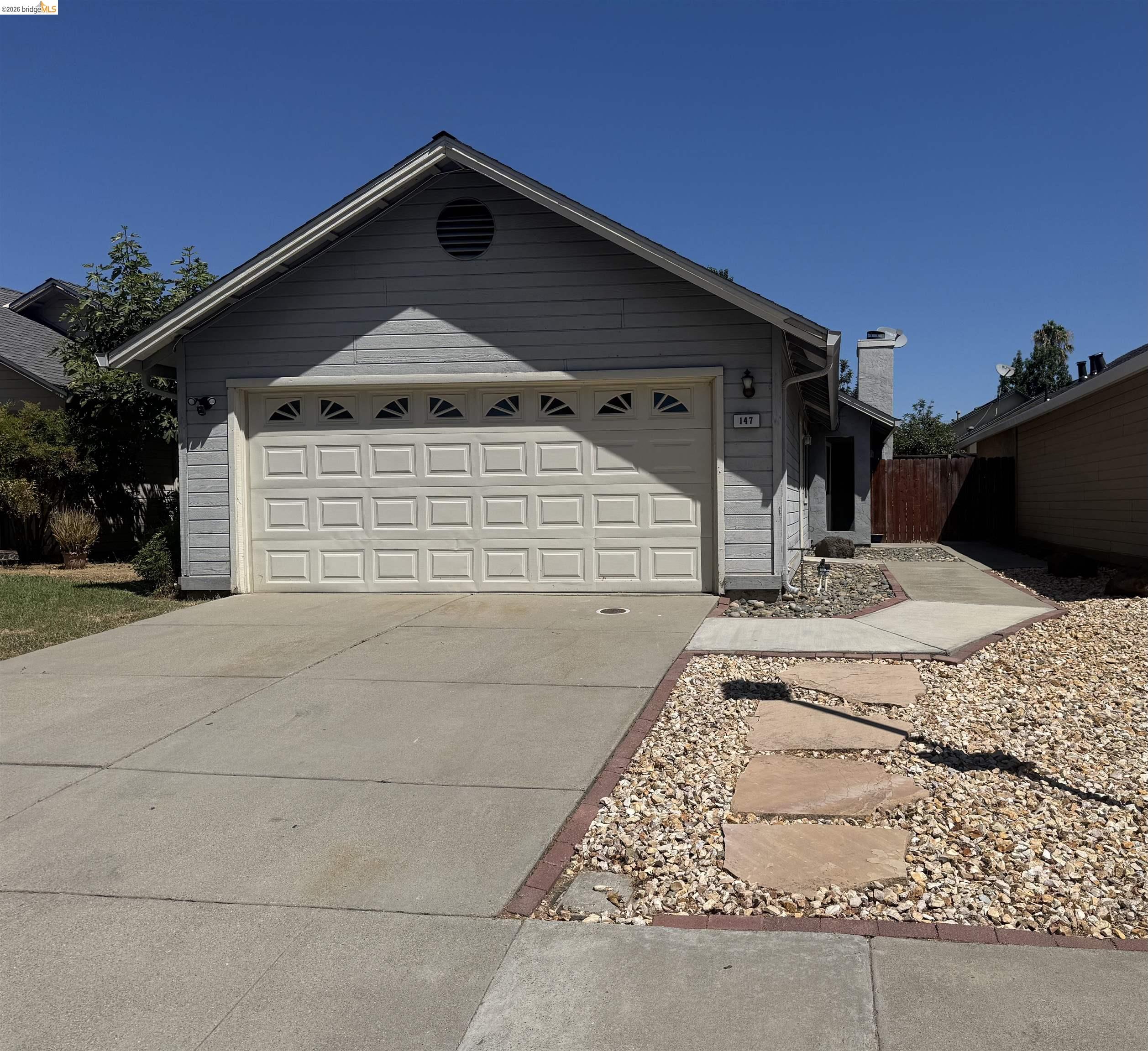 Front Image Thumbnail for EB41145493