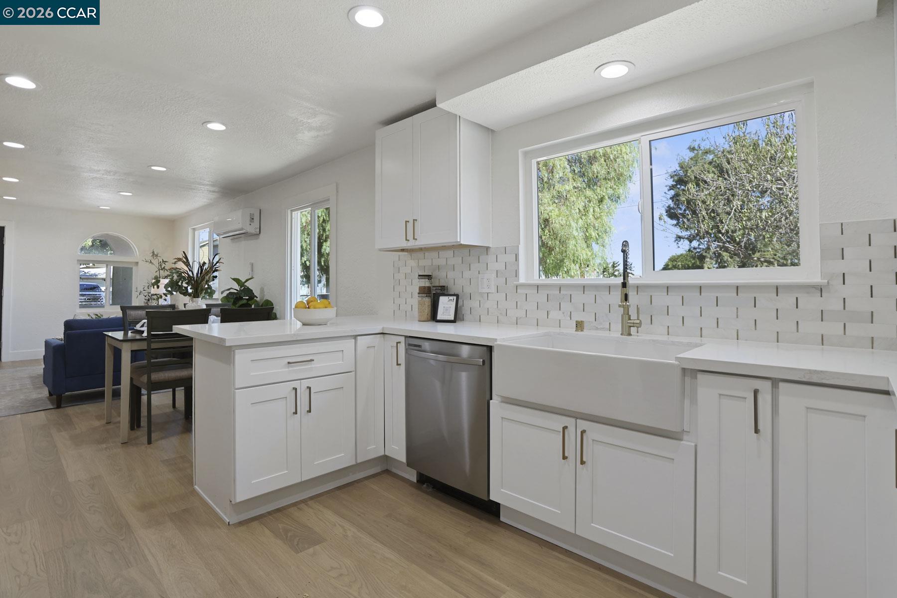 196 N Bella Monte Ave, Bay Point CA 94565 — photo 7