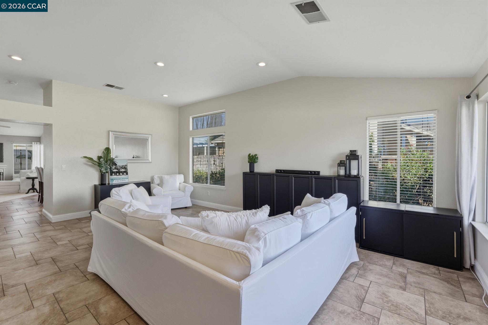 1713 Fairhaven Ct, Oakley CA 94561 — photo 6