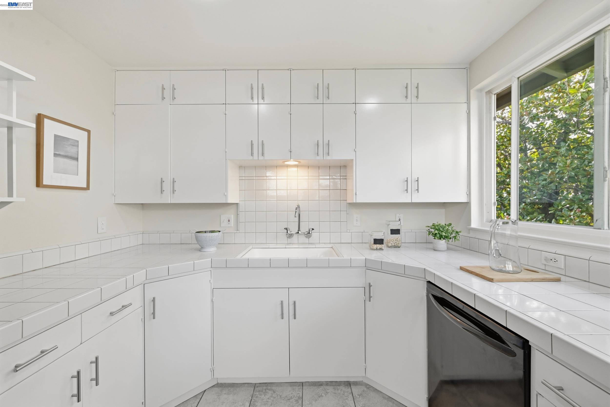 19026 Center St, Castro Valley CA 94546 — photo 19