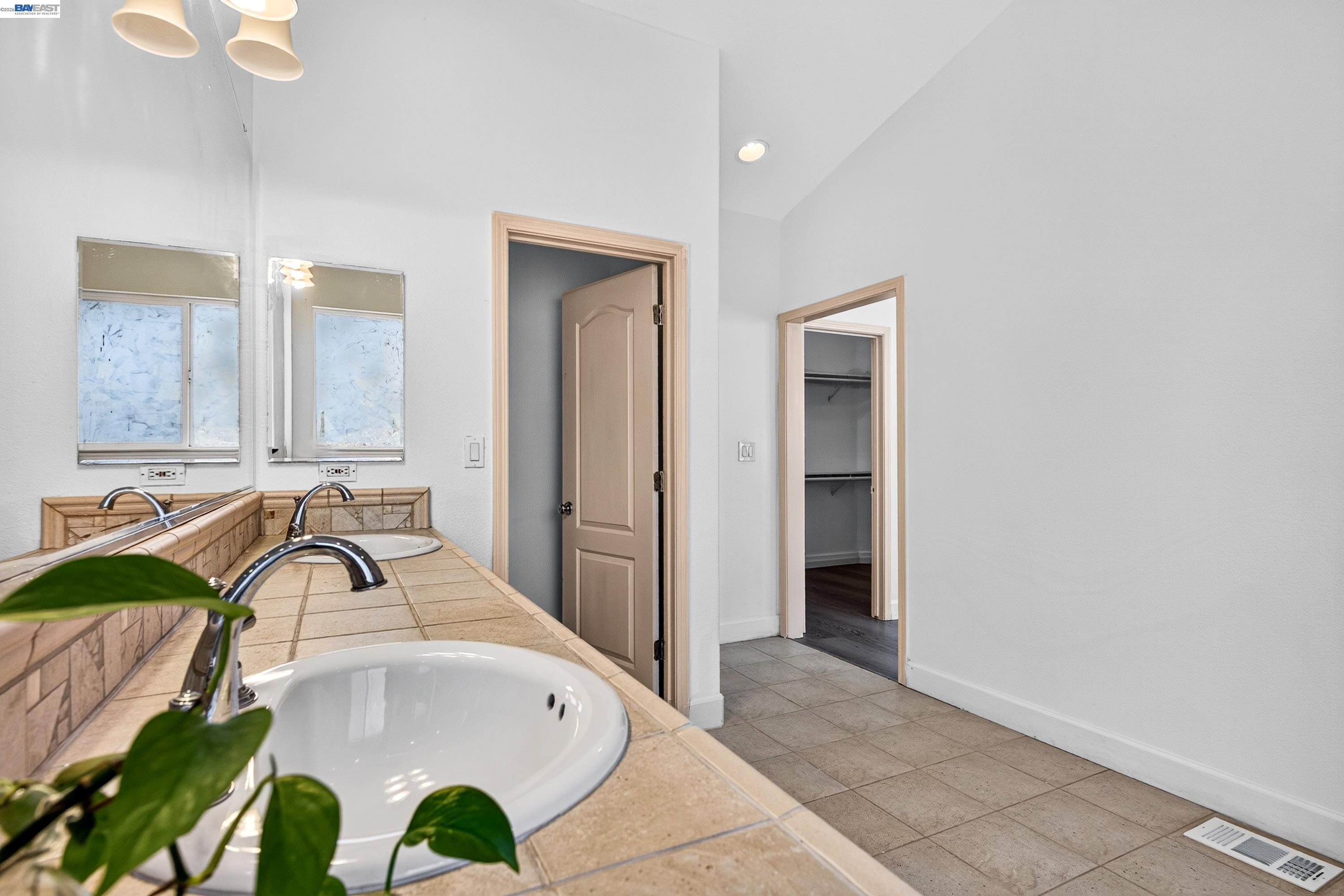 866 Bridgeway Cir, El Sobrante CA 94803 — photo 46