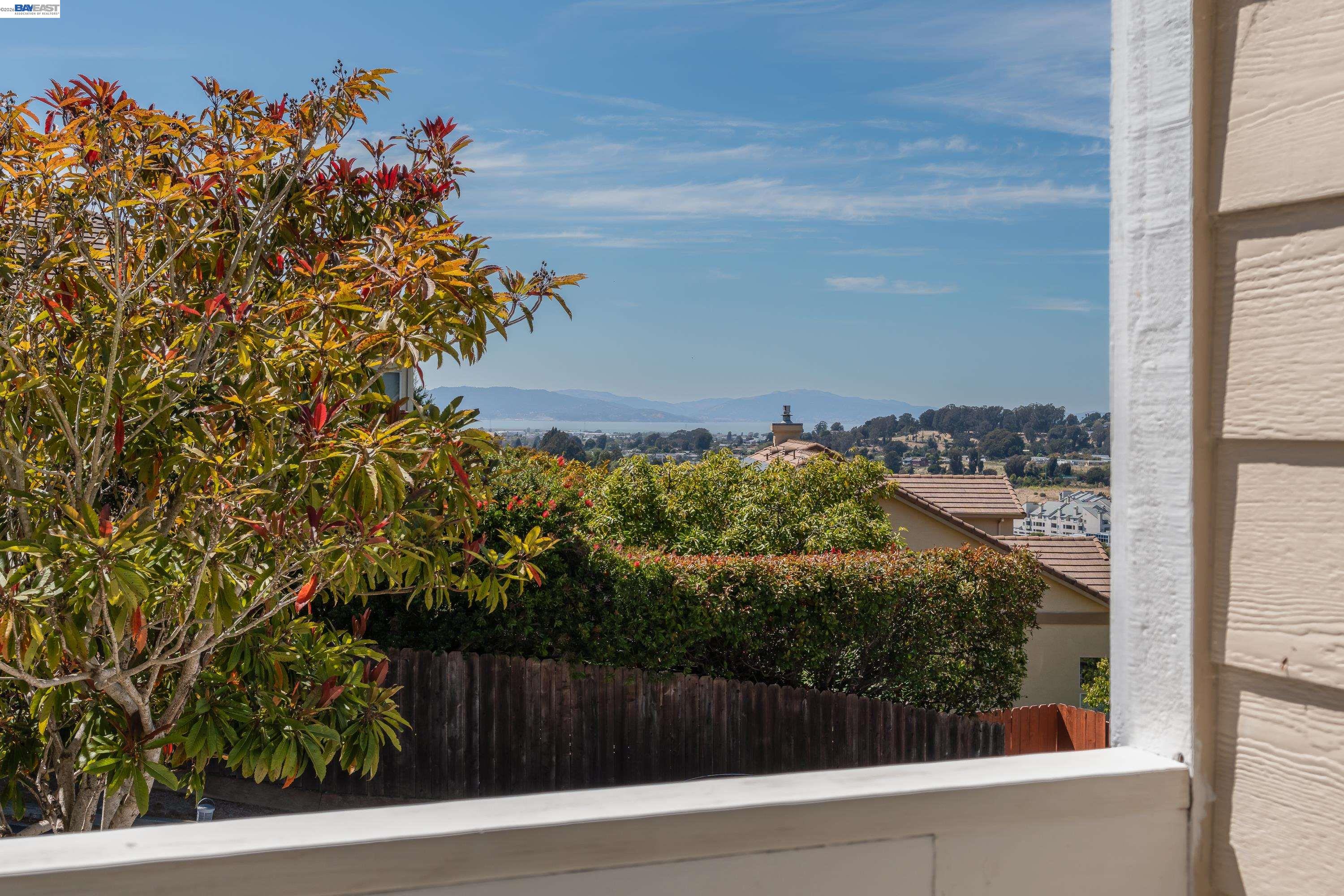 866 Bridgeway Cir, El Sobrante CA 94803 — photo 9