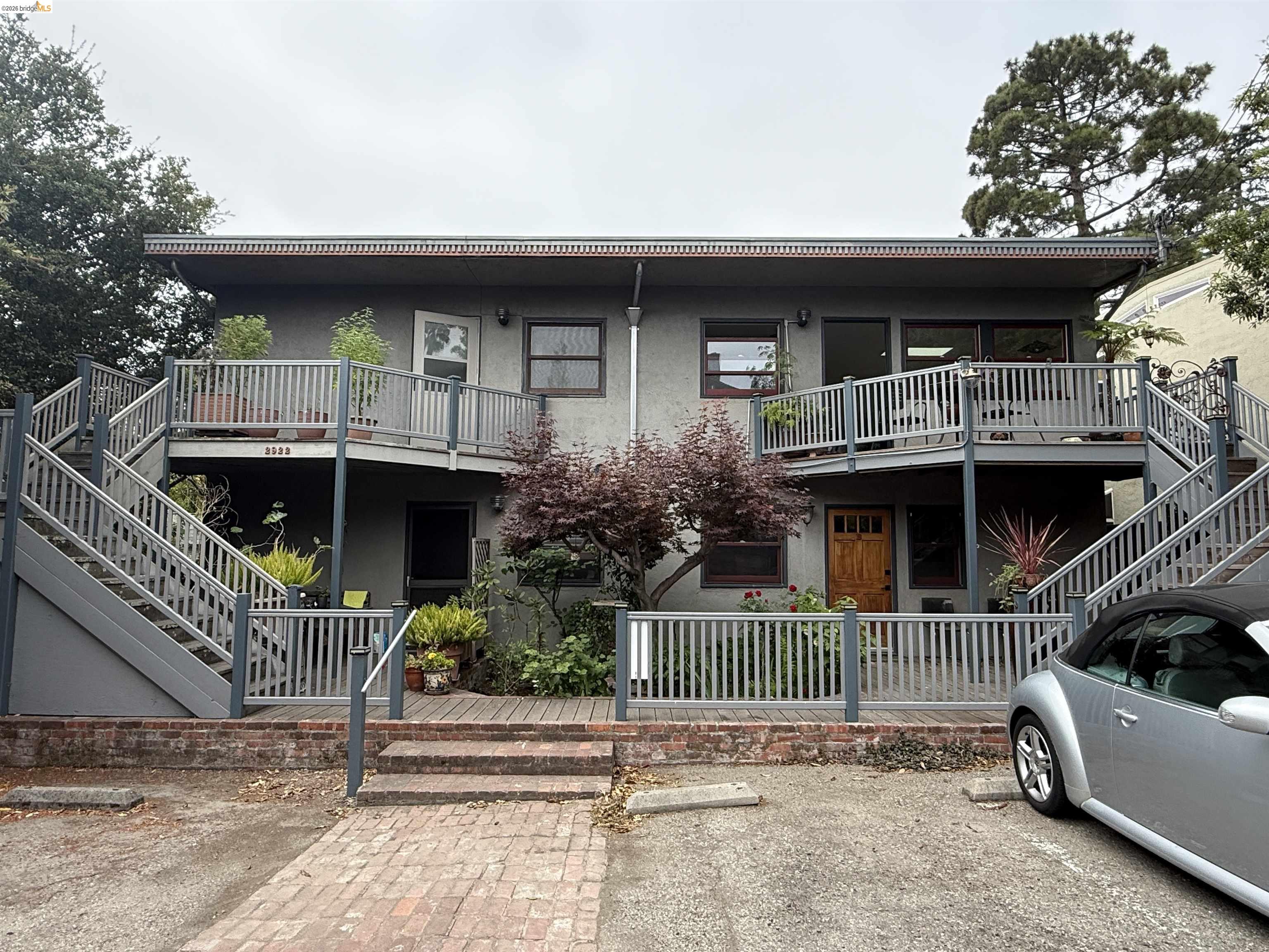 2922 Hillegass Ave B, Berkeley