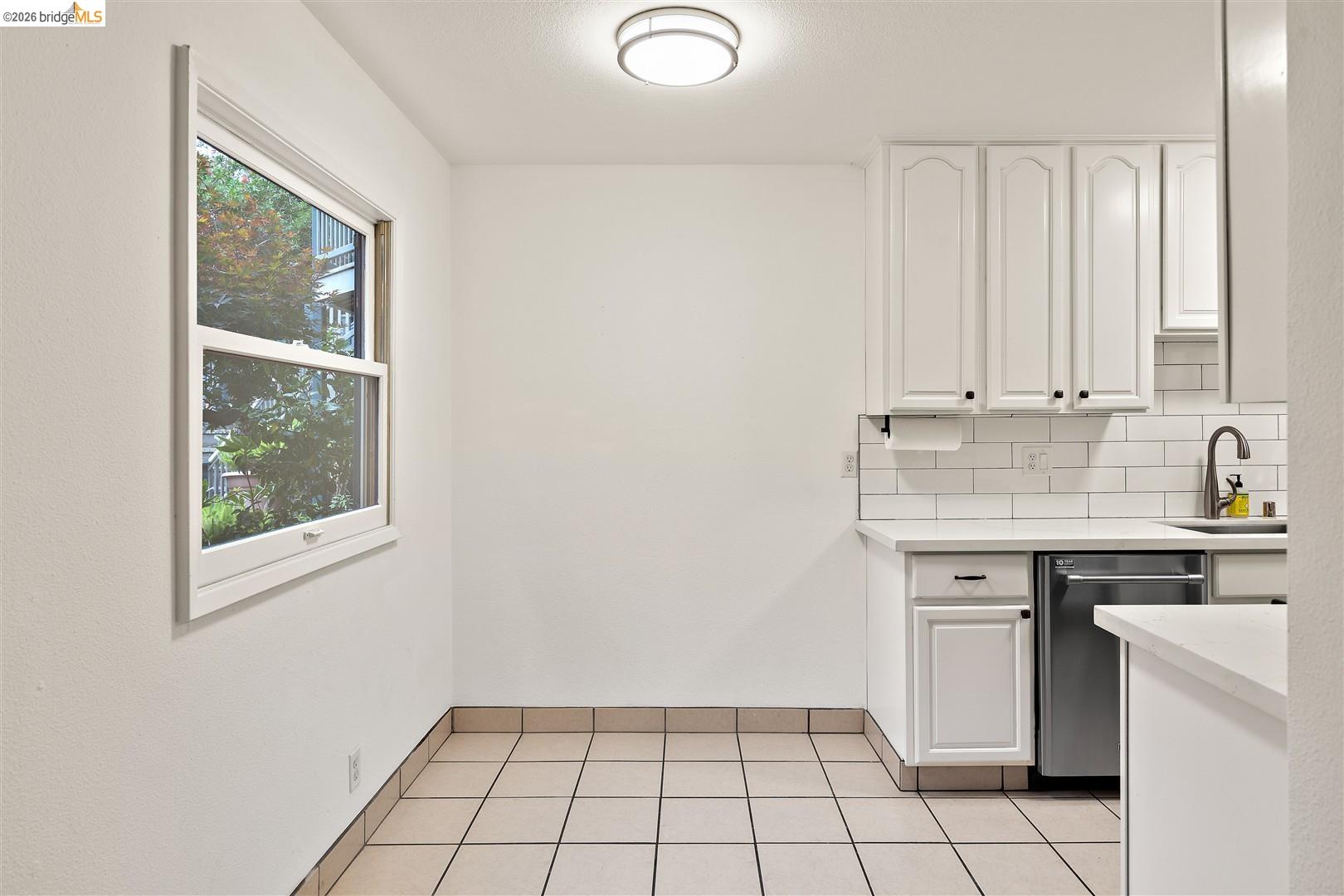 2922 Hillegass Ave # B, Berkeley CA 94705 — photo 14