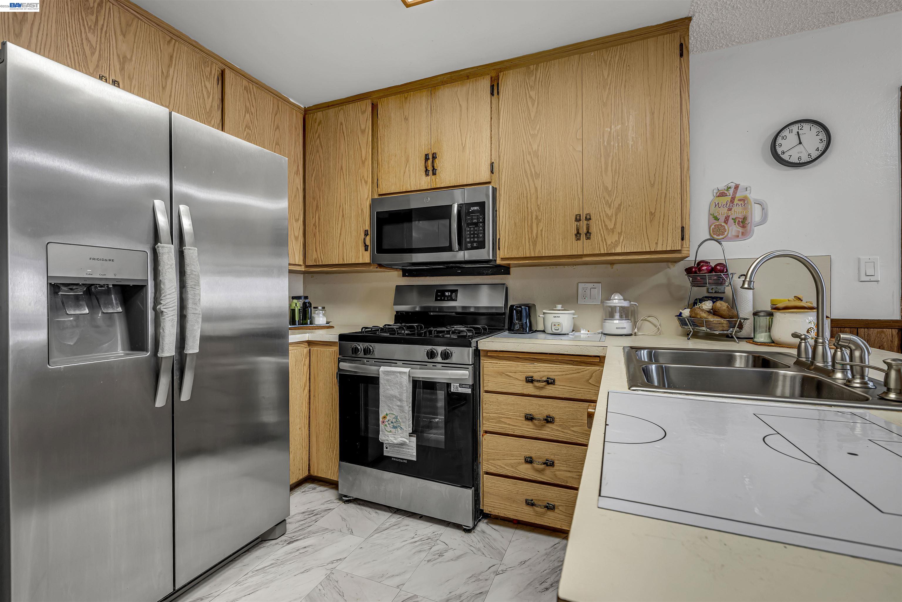 713 Falcon Drive, Vallejo CA 94589 — photo 8