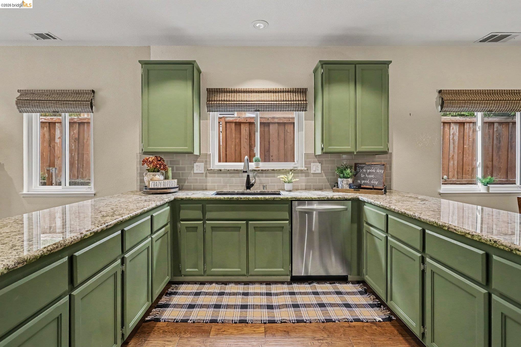 1164 Legend Cir, Vallejo CA 94591 — photo 5