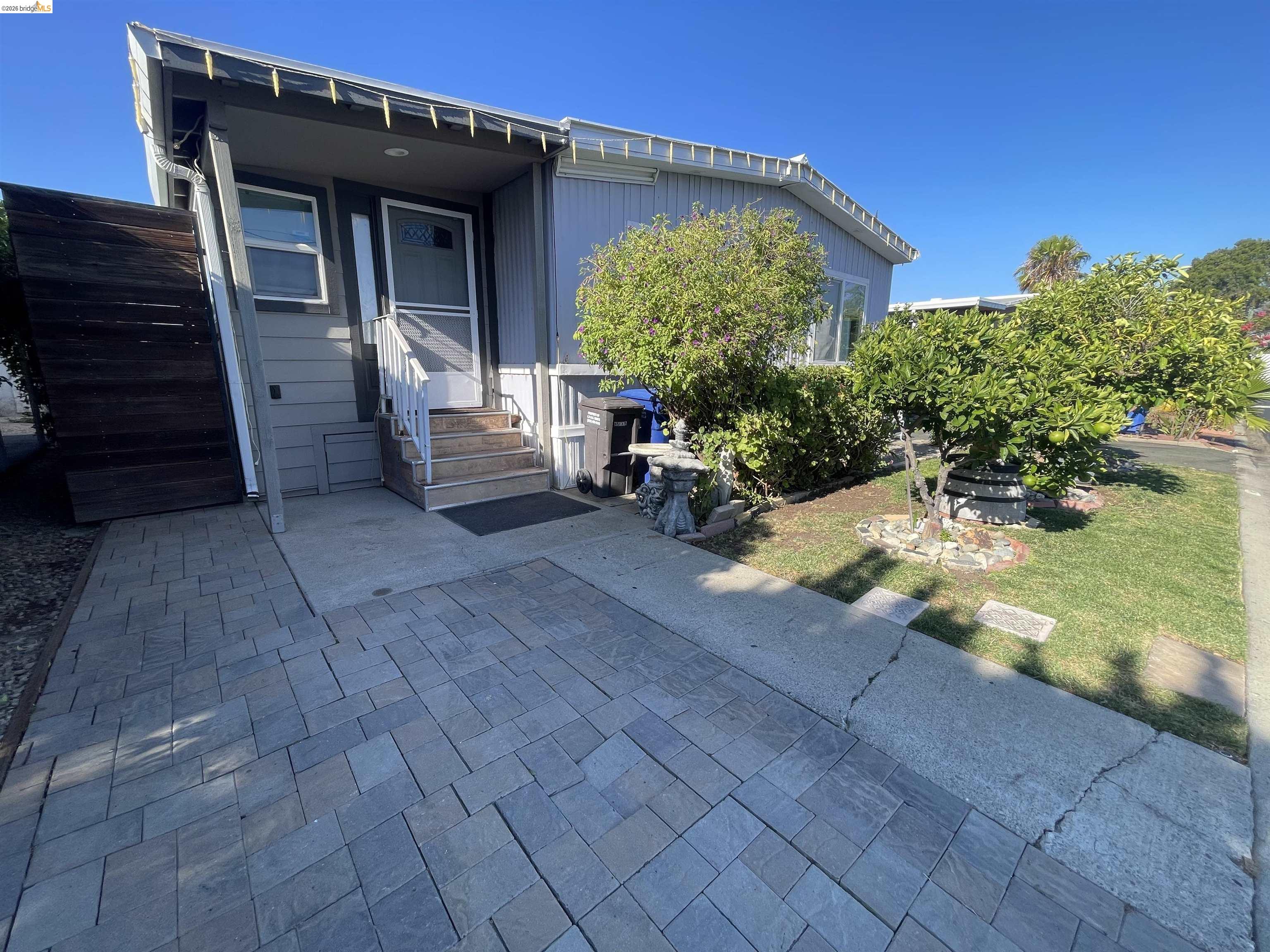 340 Bernauer, Pittsburg CA 94565 — photo 2