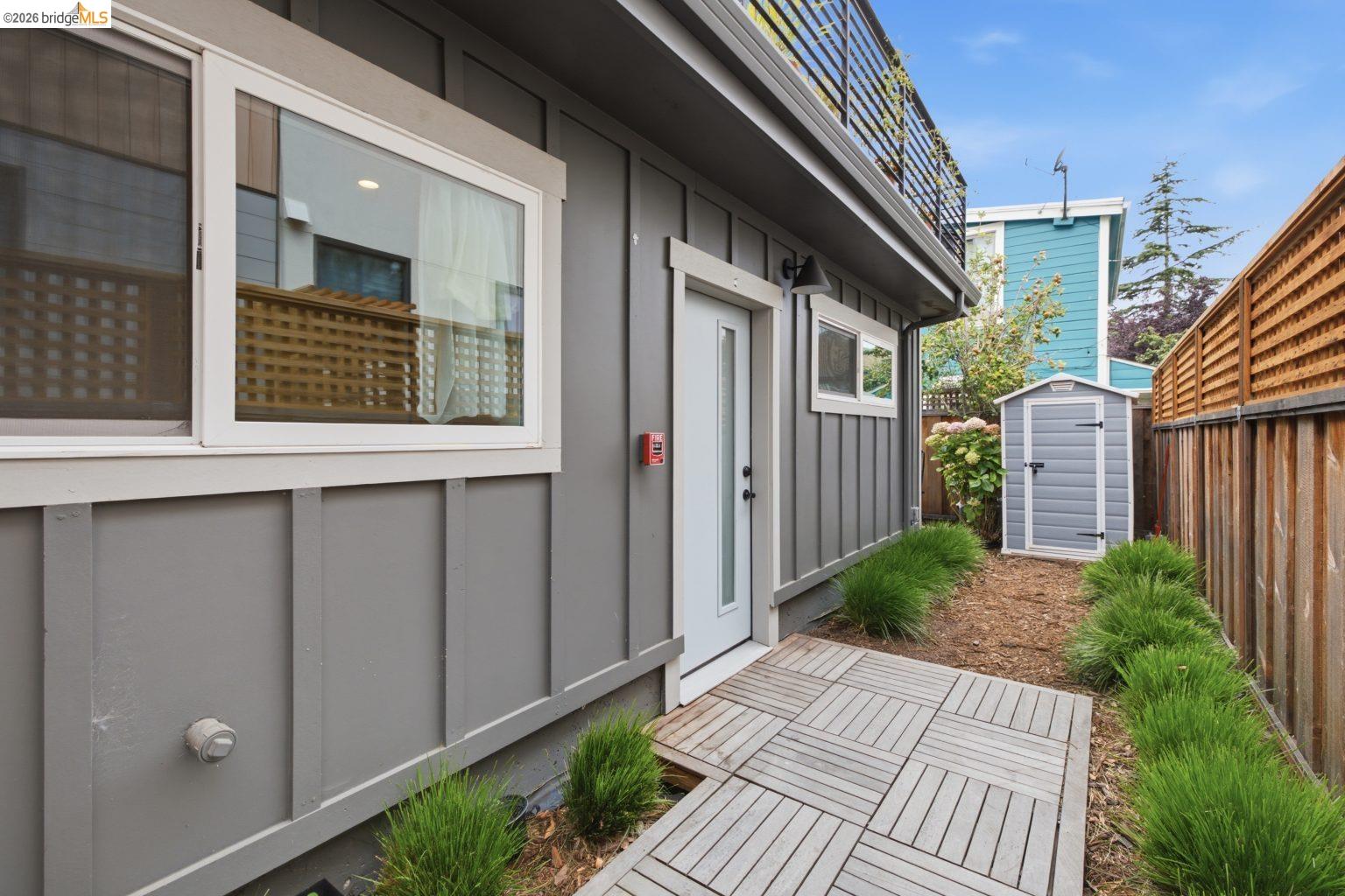 1519 Fairview St 2, Berkeley