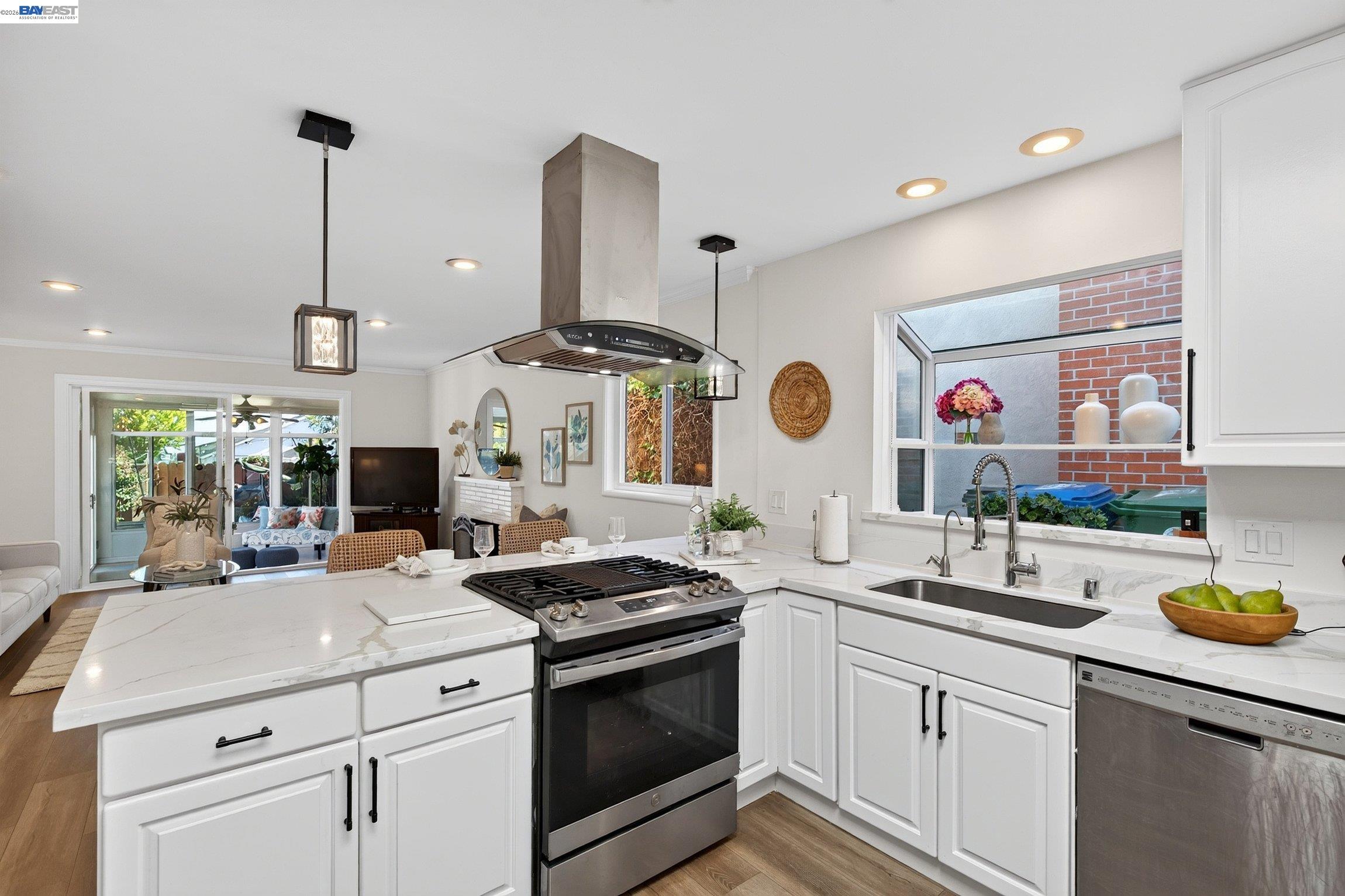 2464 Mikemary Ct, Castro Valley CA 94546 — photo 11