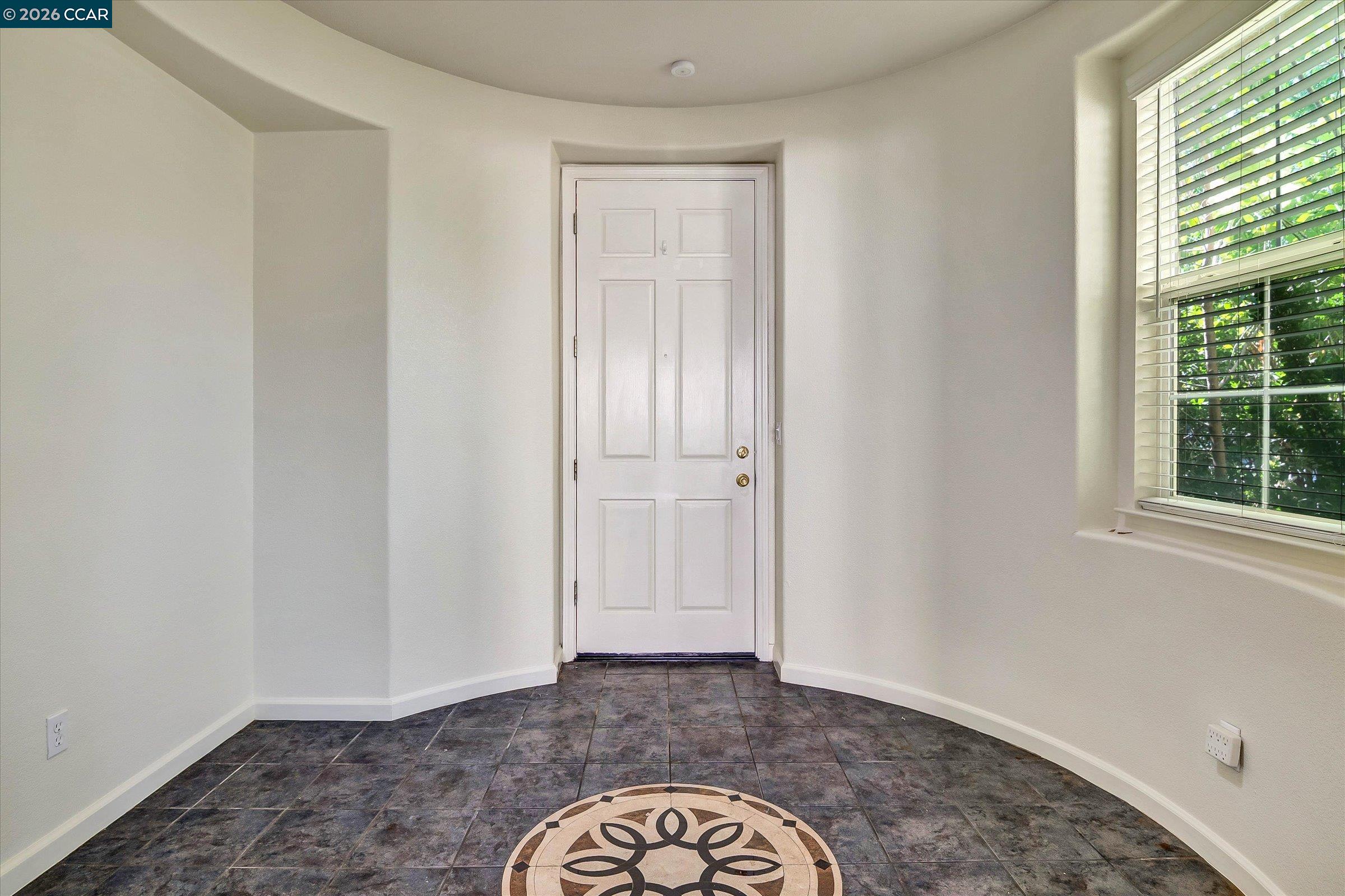 30 Echo Ct, Patterson CA 95363 — photo 9