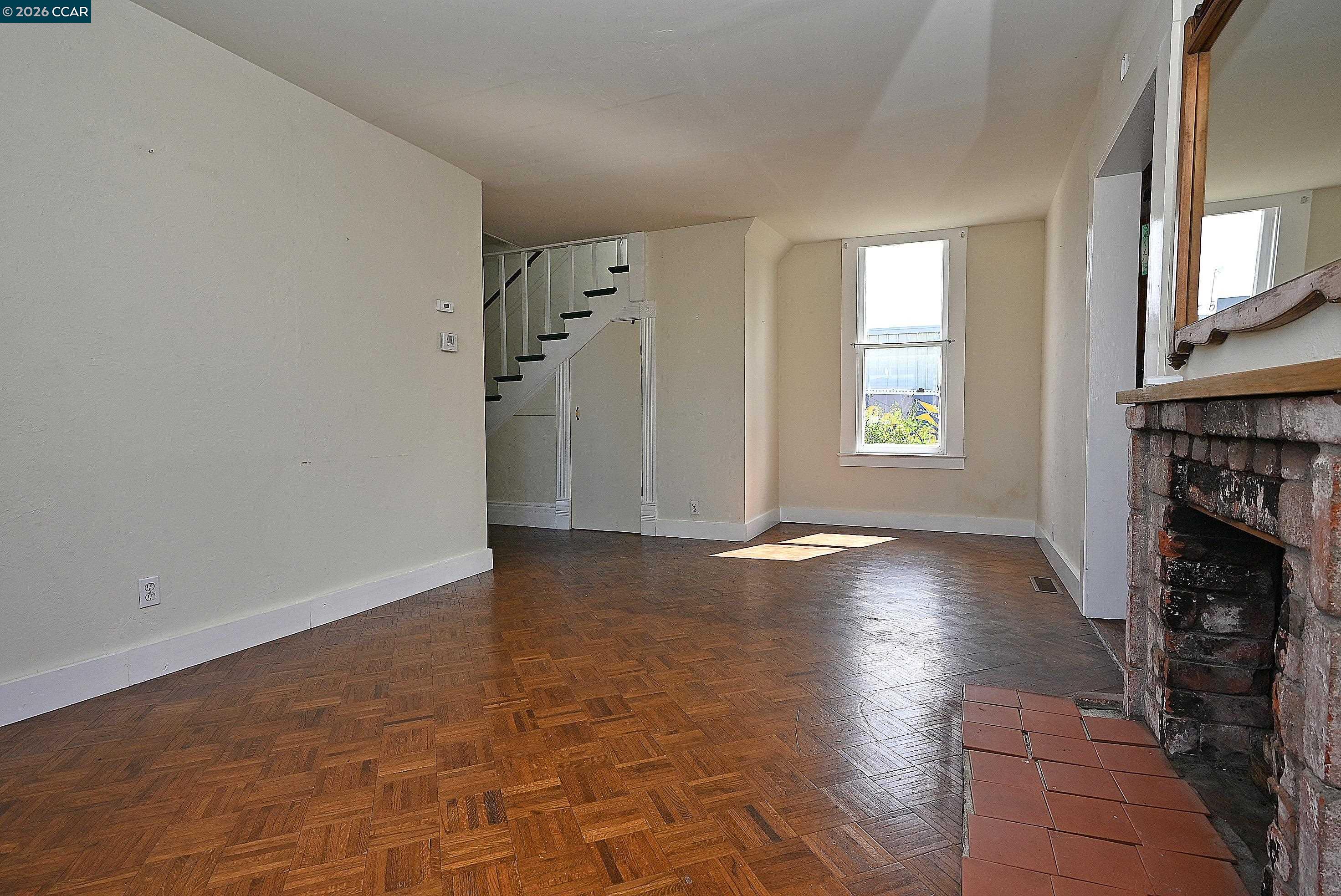 979 Grace Ave, Oakland CA 94608 — photo 5