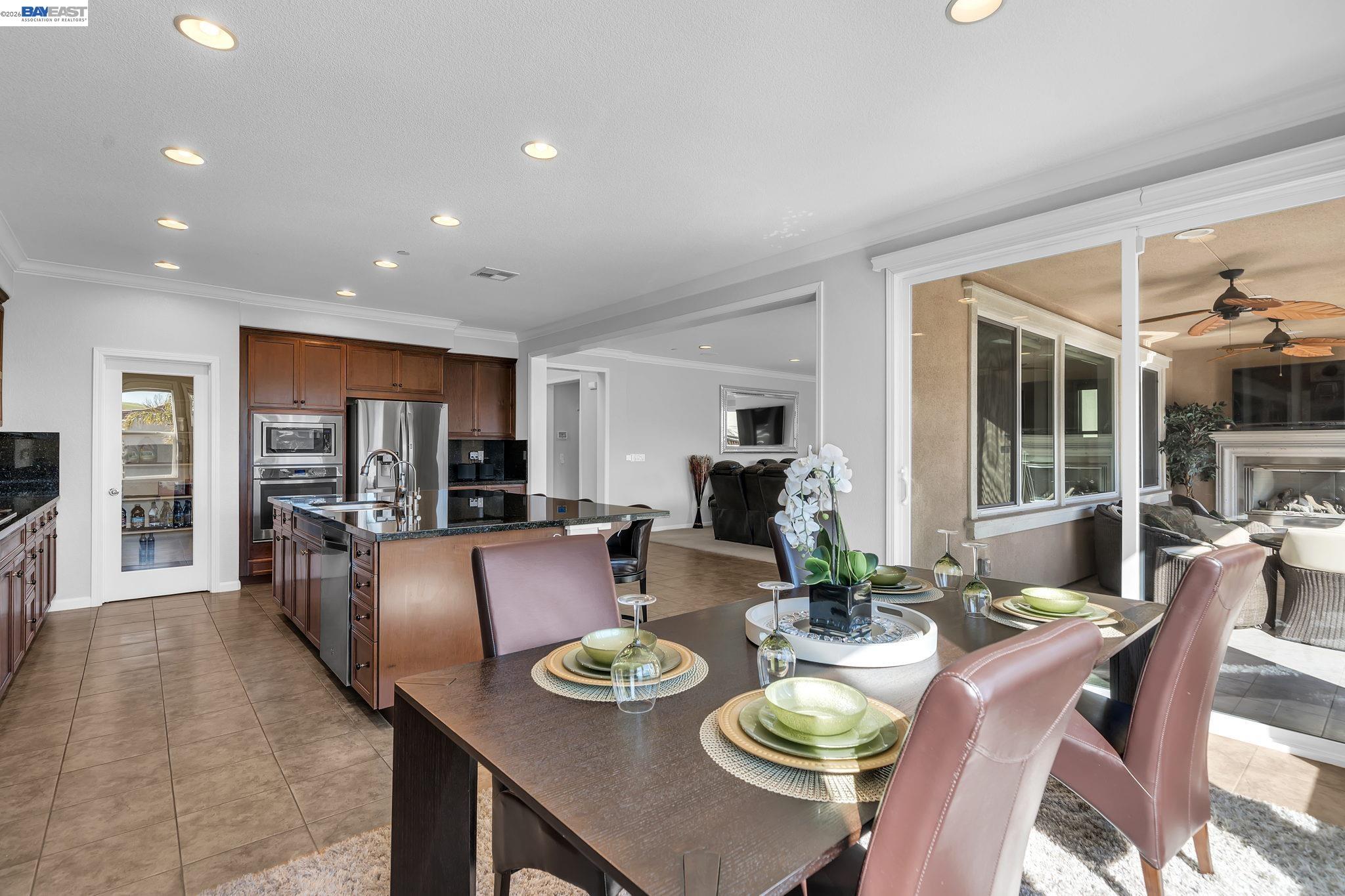 4061 Sarasta Bay Dr, Pittsburg CA 94565 — photo 18
