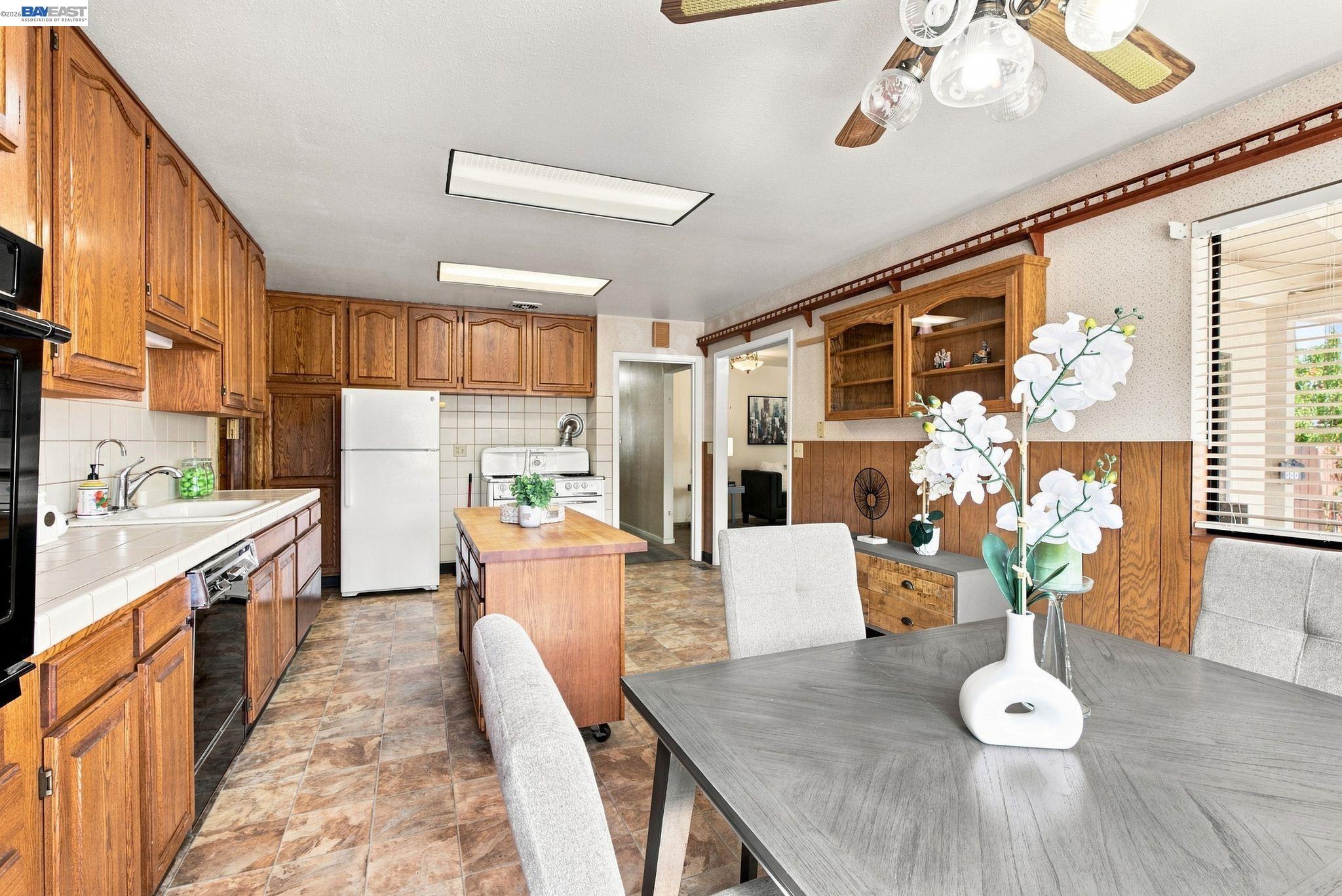 868 Videll St, San Lorenzo CA 94580 — photo 7