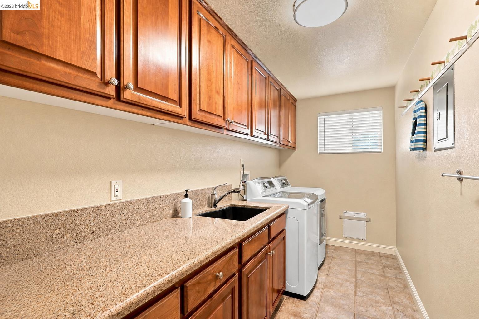 325 San Marino Ln, Brentwood CA 94513 — photo 21
