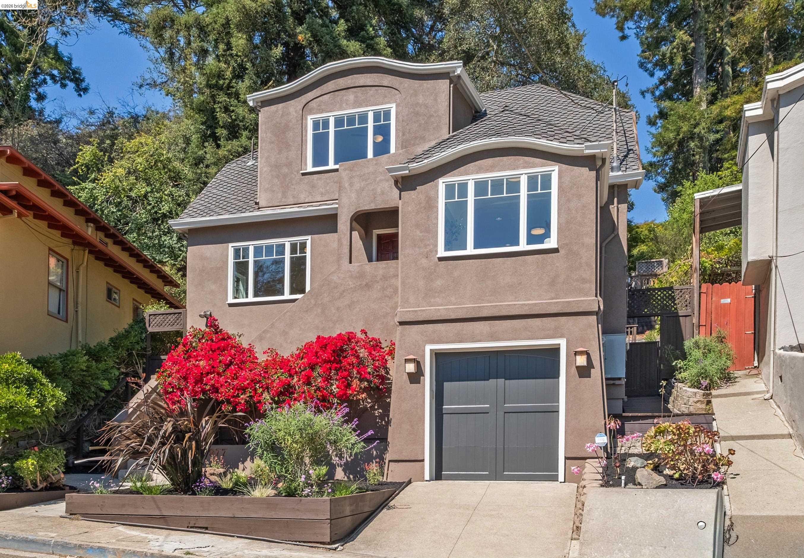 977 Regal Rd, Berkeley