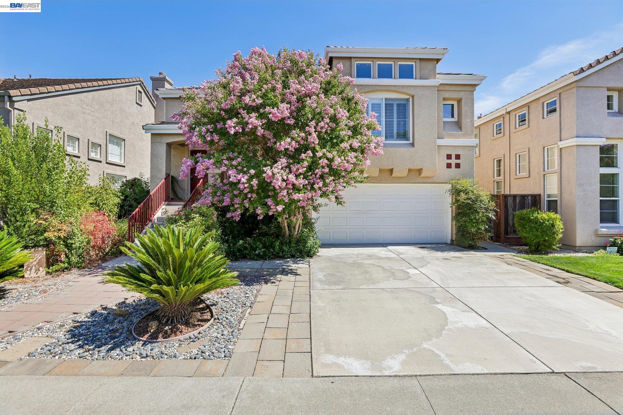 106 Triana Way