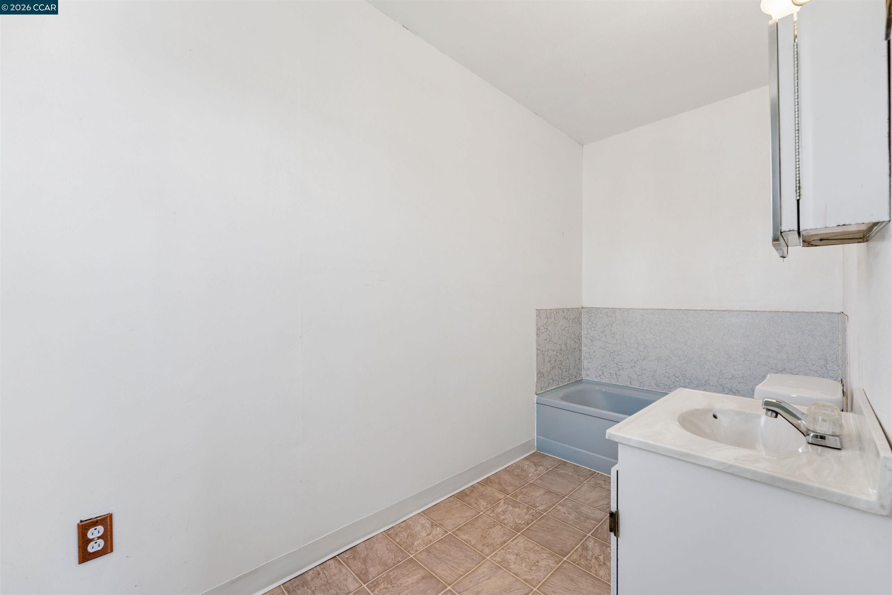 128 Marks Blvd, Pittsburg CA 94565 — photo 29