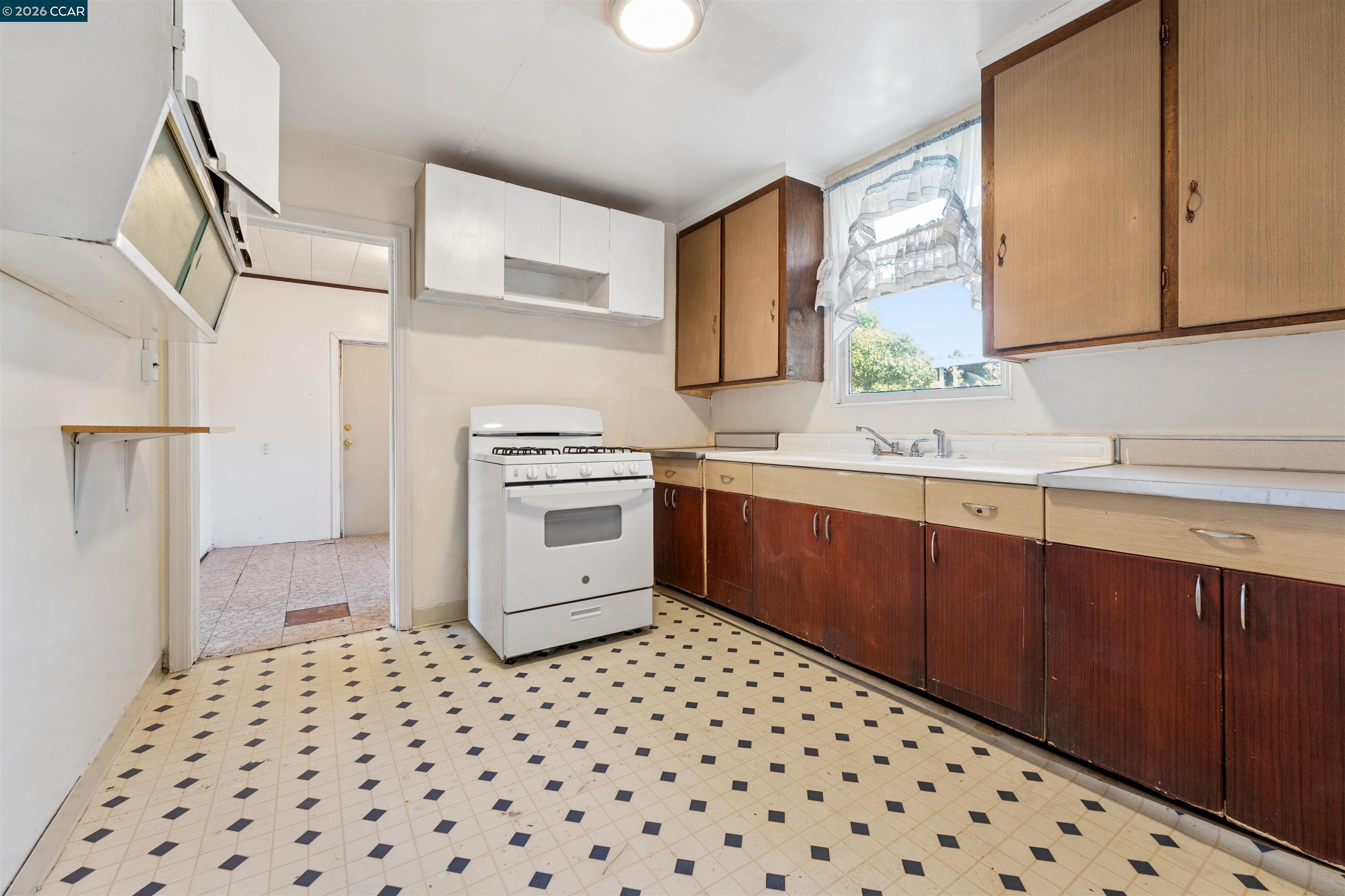 128 Marks Blvd, Pittsburg CA 94565 — photo 4